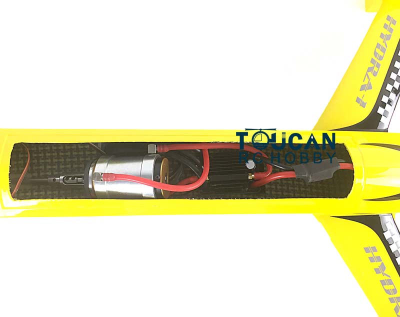 H660 100KM/H High-Speed Electric RC Racing Boat - White & Yellow Kevlar Hull w/ PNP Motor, Servo & ESC - DIY Model Kit (660x500x80mm) - Perfect for Competitive Racing & Lake Performance Boating