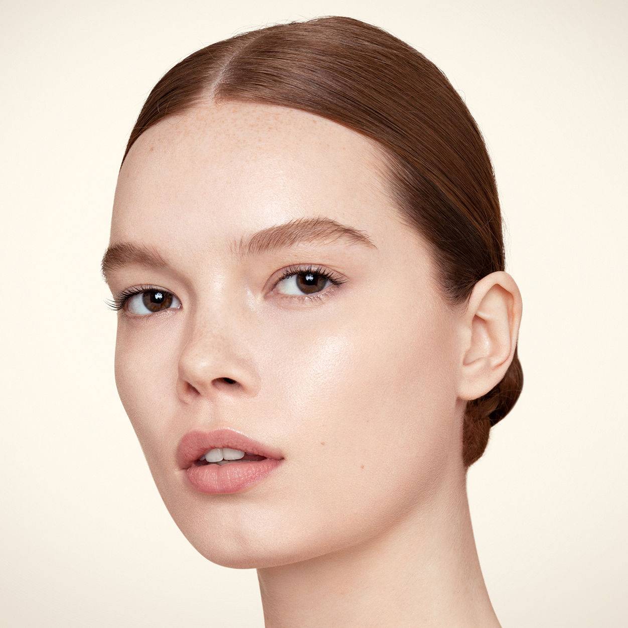Future Skin Foundation - Lightweight, Long-Lasting Liquid Makeup with SPF Protection | Perfect for Daily Wear & Special Occasions