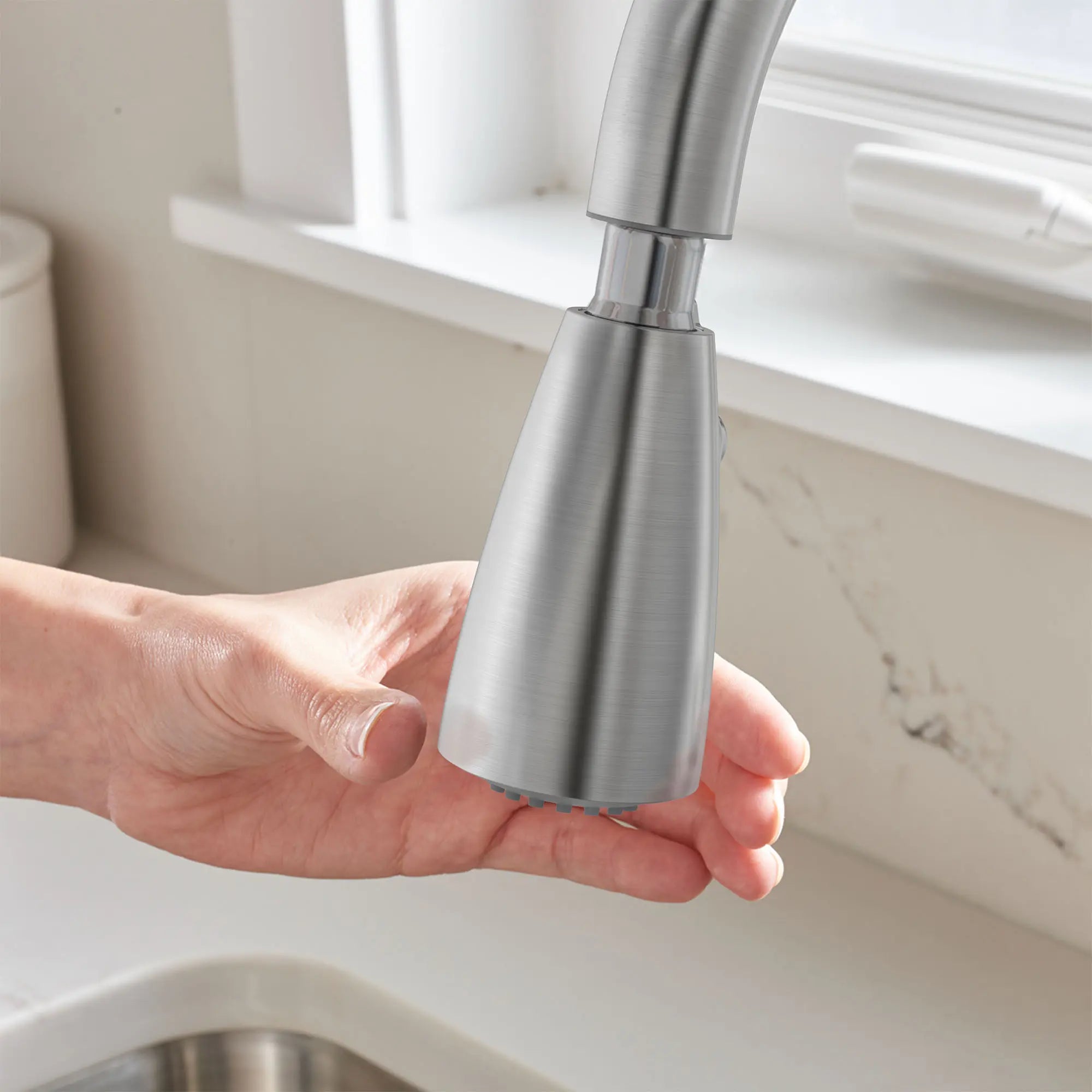 Fairbury® 2S Touchless Pull Down Kitchen Faucet with Soap Dispenser - Hands-Free Stainless Steel Sink Faucet for Modern Kitchen, Perfect for Cooking, Washing Dishes and Cleaning Vegetables