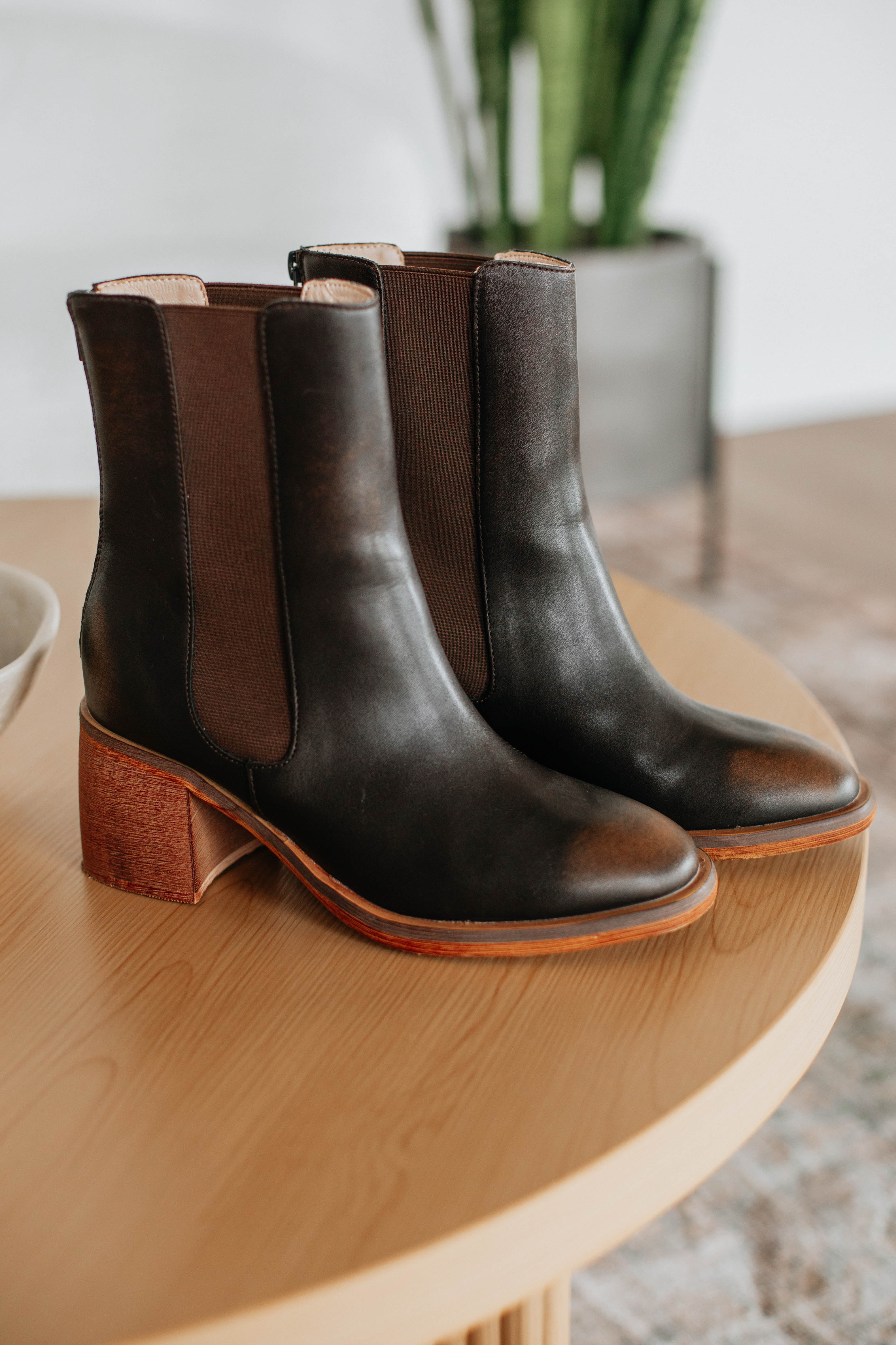 Back On The Scene Boots - Women's Chunky Heel Ankle Boots in Espresso Brown | Stylish & Comfortable for Fall/Winter Fashion, Office Wear & Night Out