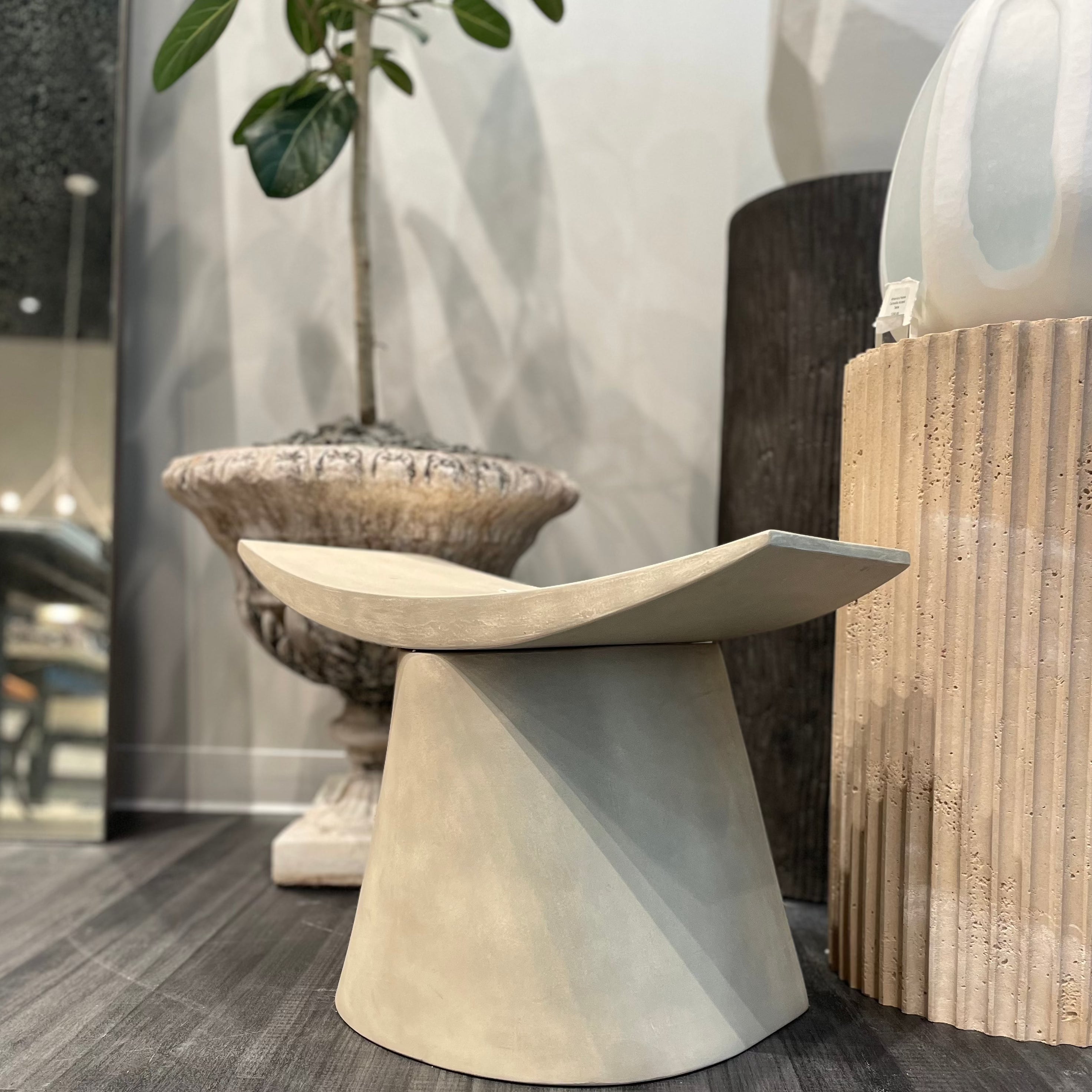Enya Outdoor Stool - Durable Stonewashed Concrete Stool for Patio, Garden, and Camping - Weather-Resistant & Stylish Seating Solution
