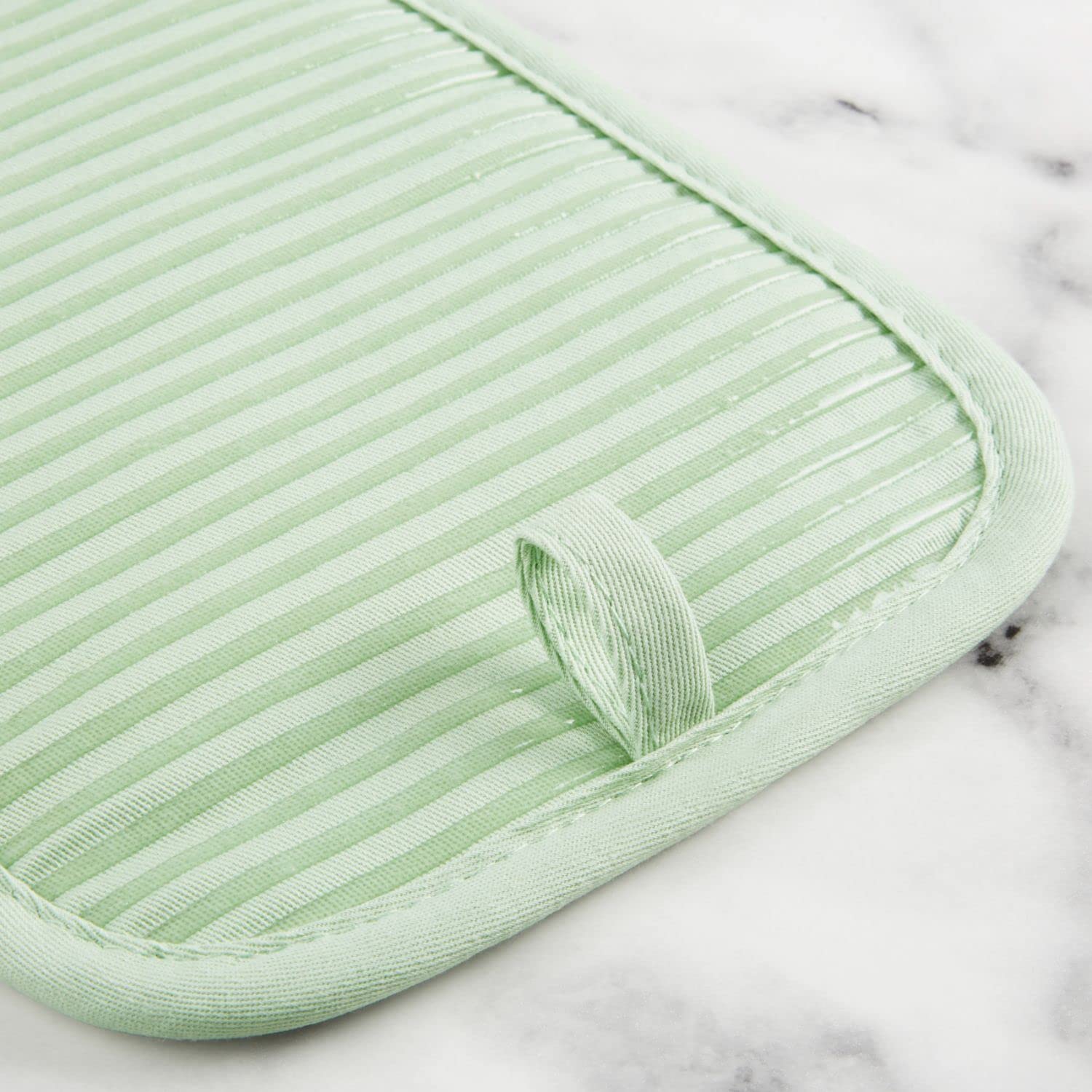 KITCHENAID Heat Resistant Quilted Cotton Terry Cloth Oven Mitt & Pot Holder Set (4-Piece) - 16