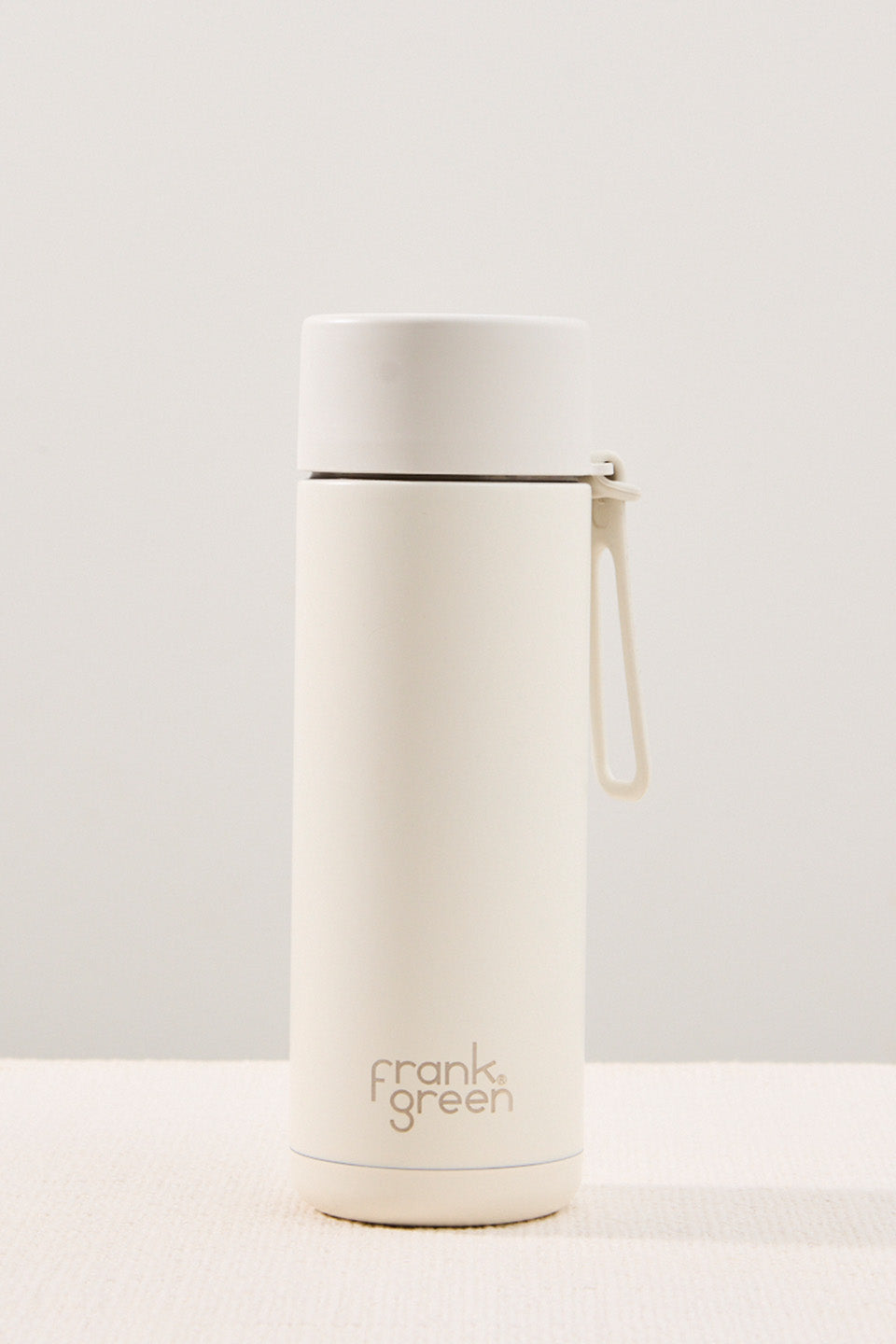 Eco-Friendly Ceramic Reusable Water Bottle 20oz (595ml) - Insulated Cloud Design for Hot & Cold Drinks - Perfect for Office, Gym, Travel & Outdoor Activities