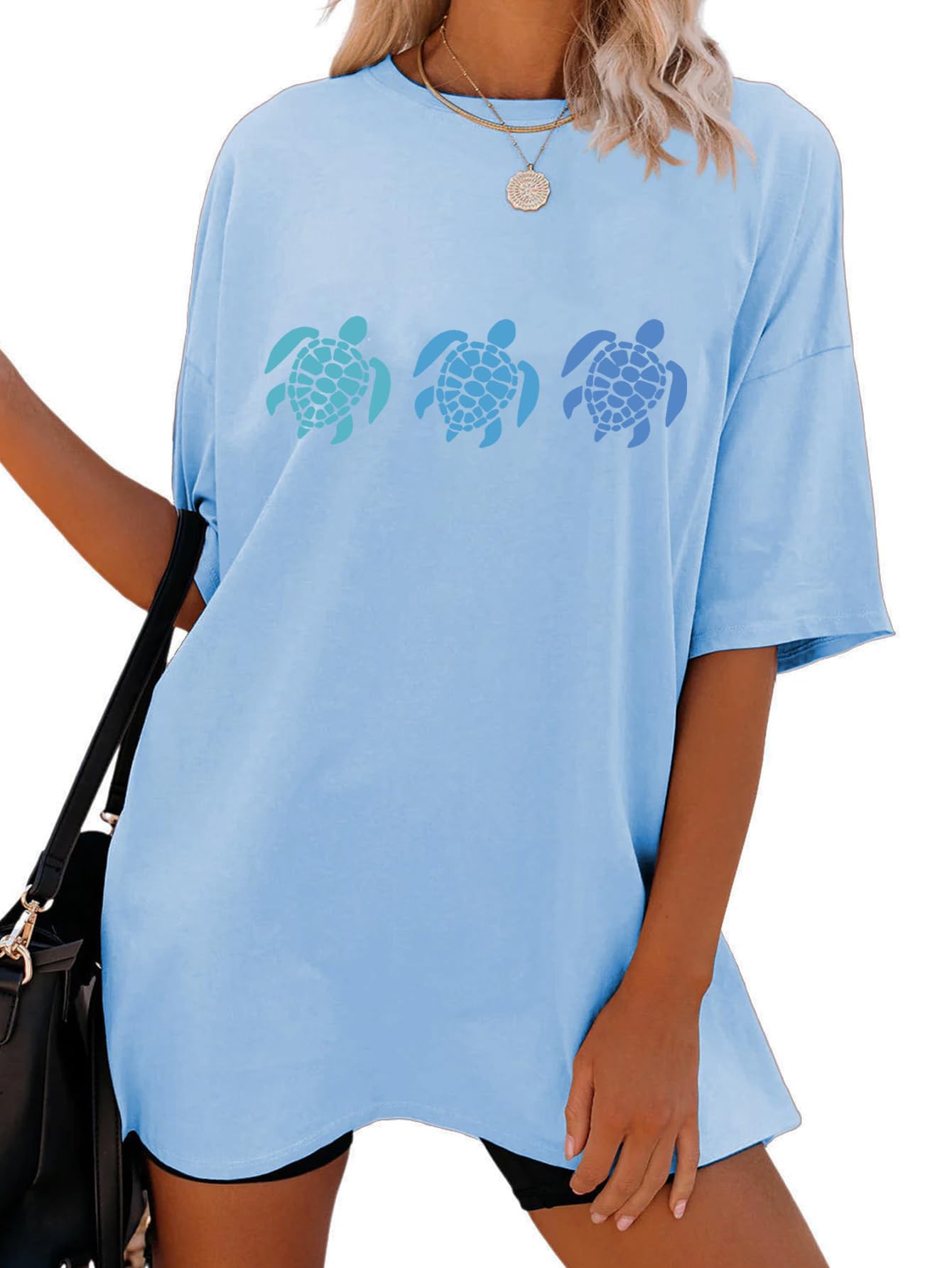 Oversized Sea Turtle Graphic T-Shirts for Women - Hawaiian Ocean Animal Print Casual Summer Beach Vacation Tees | Perfect for Tropical Getaways, Beach Parties & Relaxing Vacations