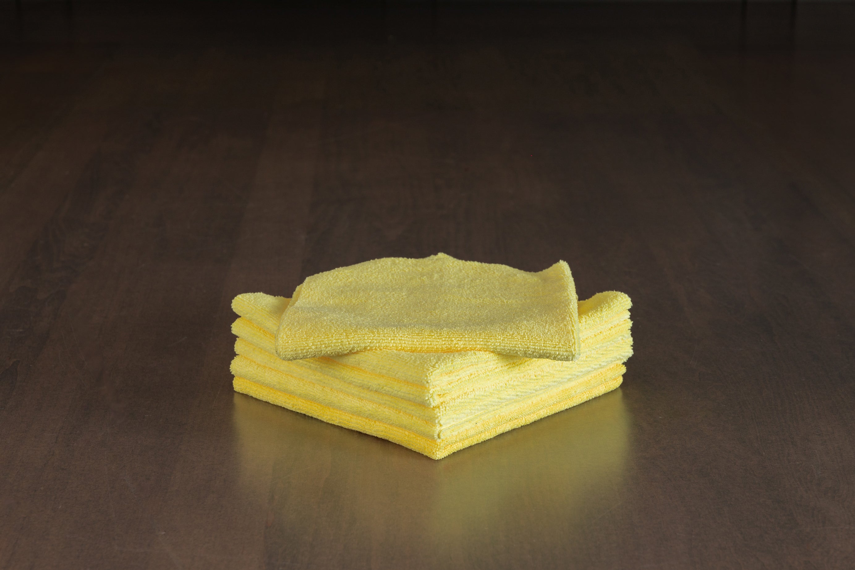 Low Pile Polish Removal Towel 3.0 - Gentle Nail Polish Remover Cloth for At-Home Manicures - Perfect for Salon Professionals & DIY Nail Care