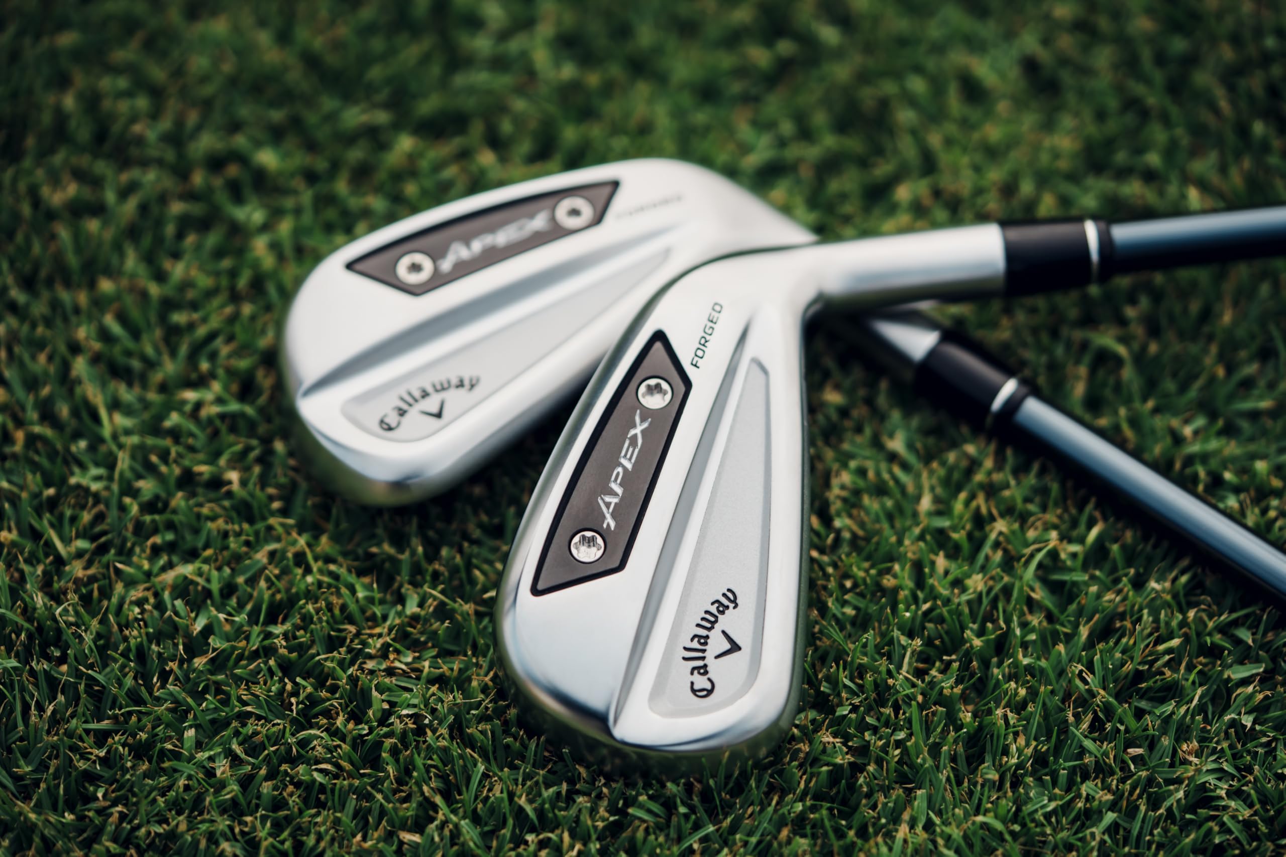 Callaway Golf Apex AI300 Iron Set - Premium Forged Golf Irons for Men & Women | High Performance Distance & Forgiveness | Perfect for Mid-Handicap Golfers on Course & Driving Range