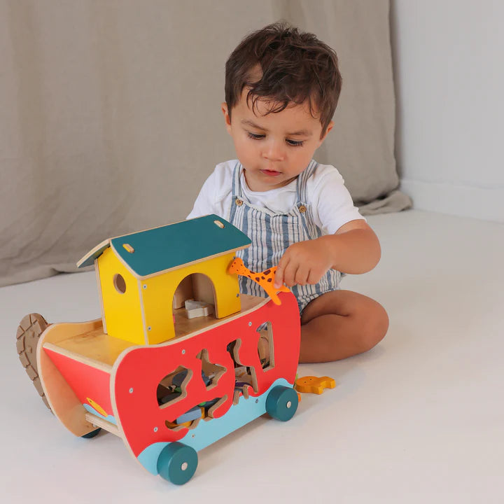 Noah's Ark Shape Sorter Toy - Wooden Animal Sorting & Stacking Game for Toddlers - Early Learning Educational Toy for Color Recognition & Fine Motor Skills Development - Perfect for Preschool Playtime & Montessori Activities
