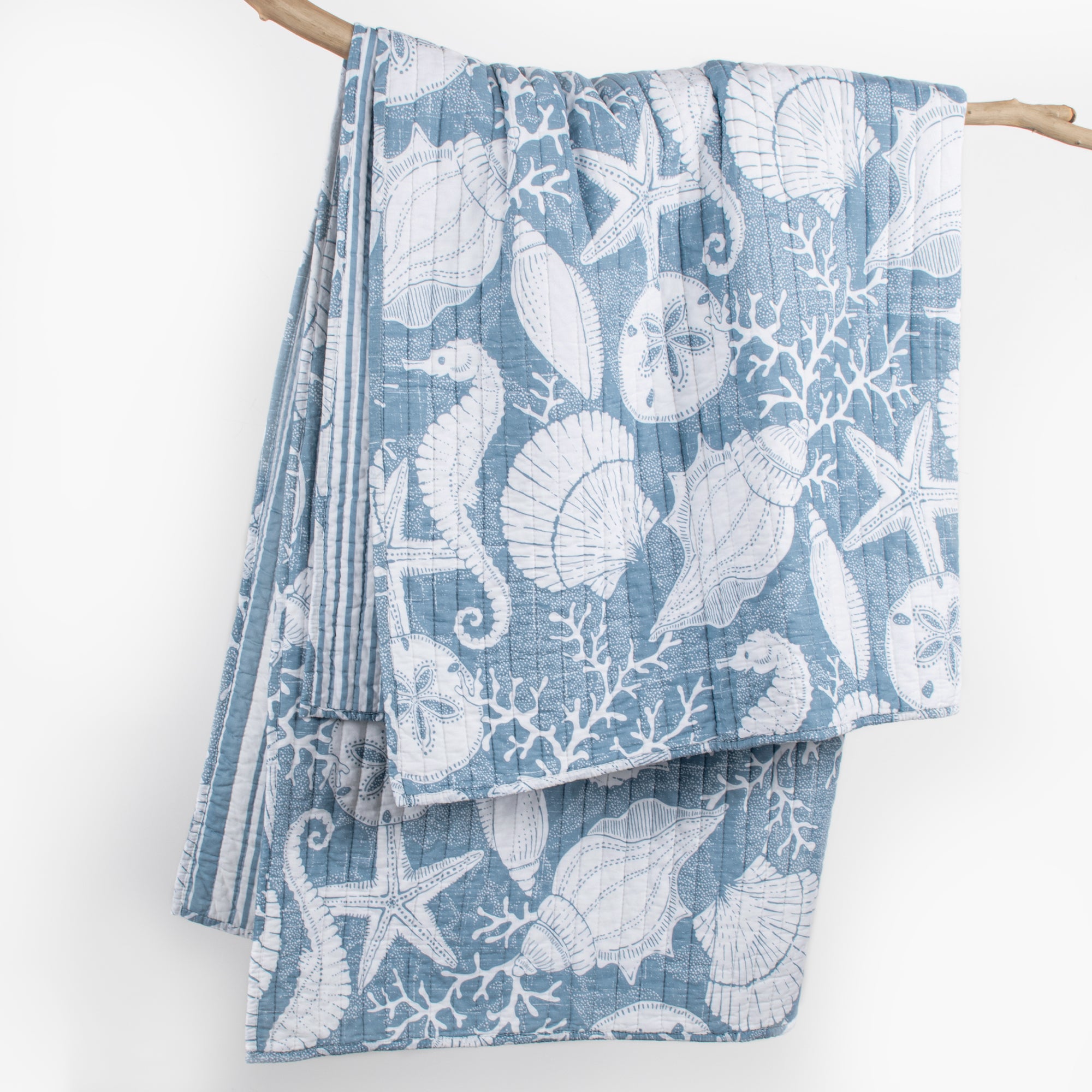 Stillwater Quilted Throw Blanket - Soft & Cozy Lightweight Bedspread for Couch, Sofa, Bed - Perfect for Living Room, Bedroom & Outdoor Use