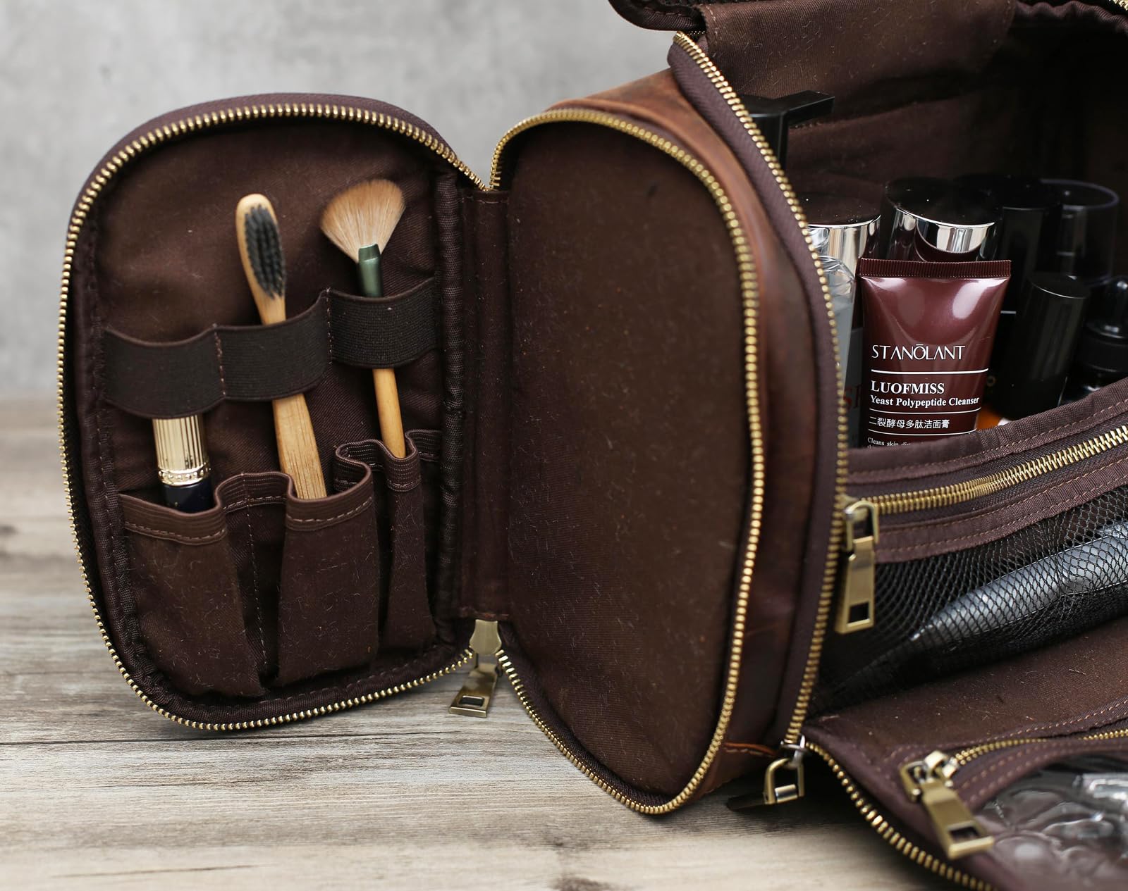 EURYNOME Genuine Leather Travel Toiletry Bag for Men - Large Water-Resistant Hanging Dopp Kit Organizer for Shaving, Cosmetics & Makeup | Perfect for Business Trips, Gym & Vacation Essentials