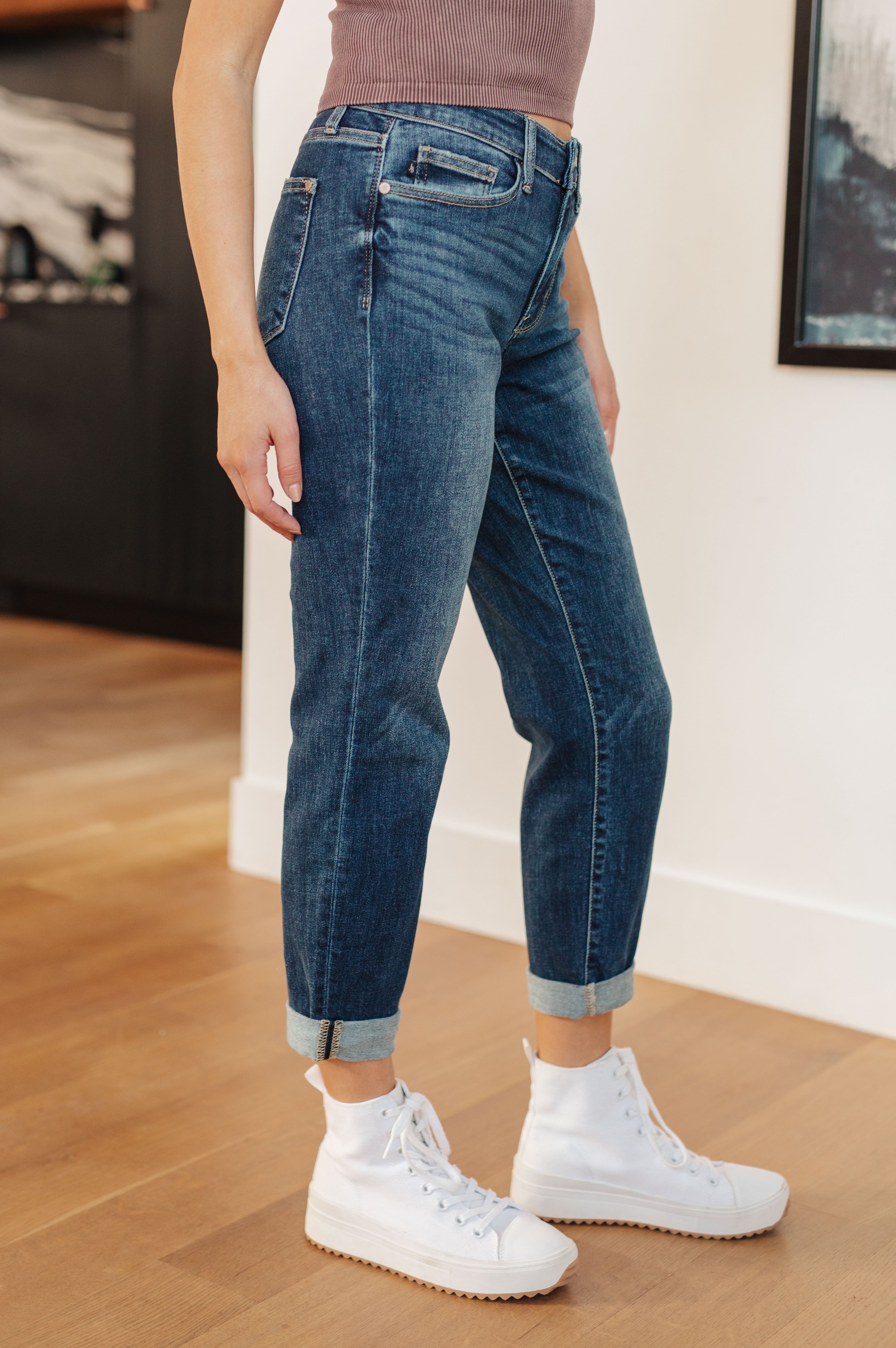 London Midrise Cuffed Boyfriend Jeans for Women - Comfortable Stretch Denim Pants, Casual High Waist Distressed Jeans for Everyday Wear, Street Style & Weekend Outfits