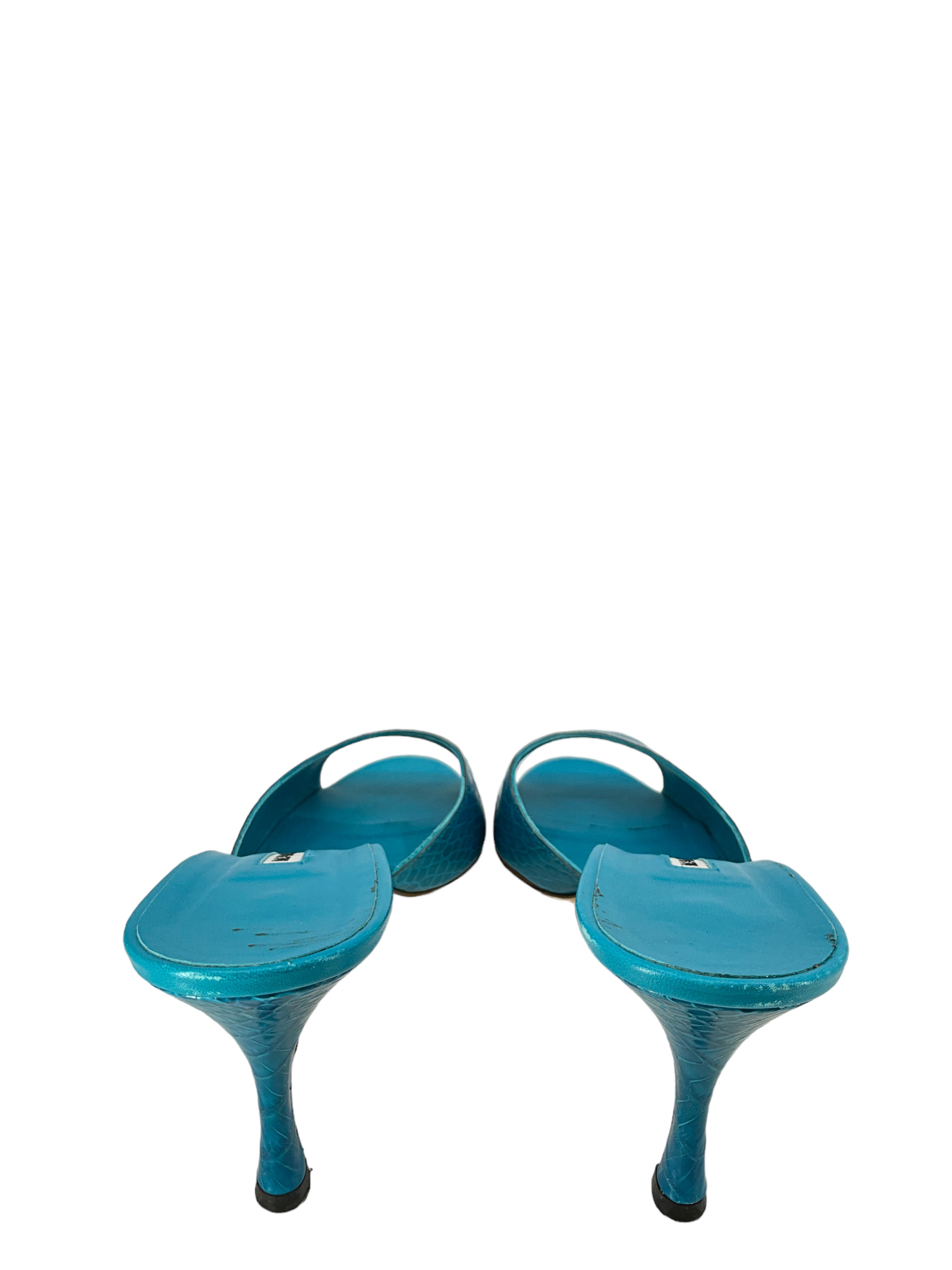 Manolo Blahnik Turquoise Alligator Leather Mules Women's Size 11 | Luxury Designer Shoes for Weddings, Parties & Special Occasions