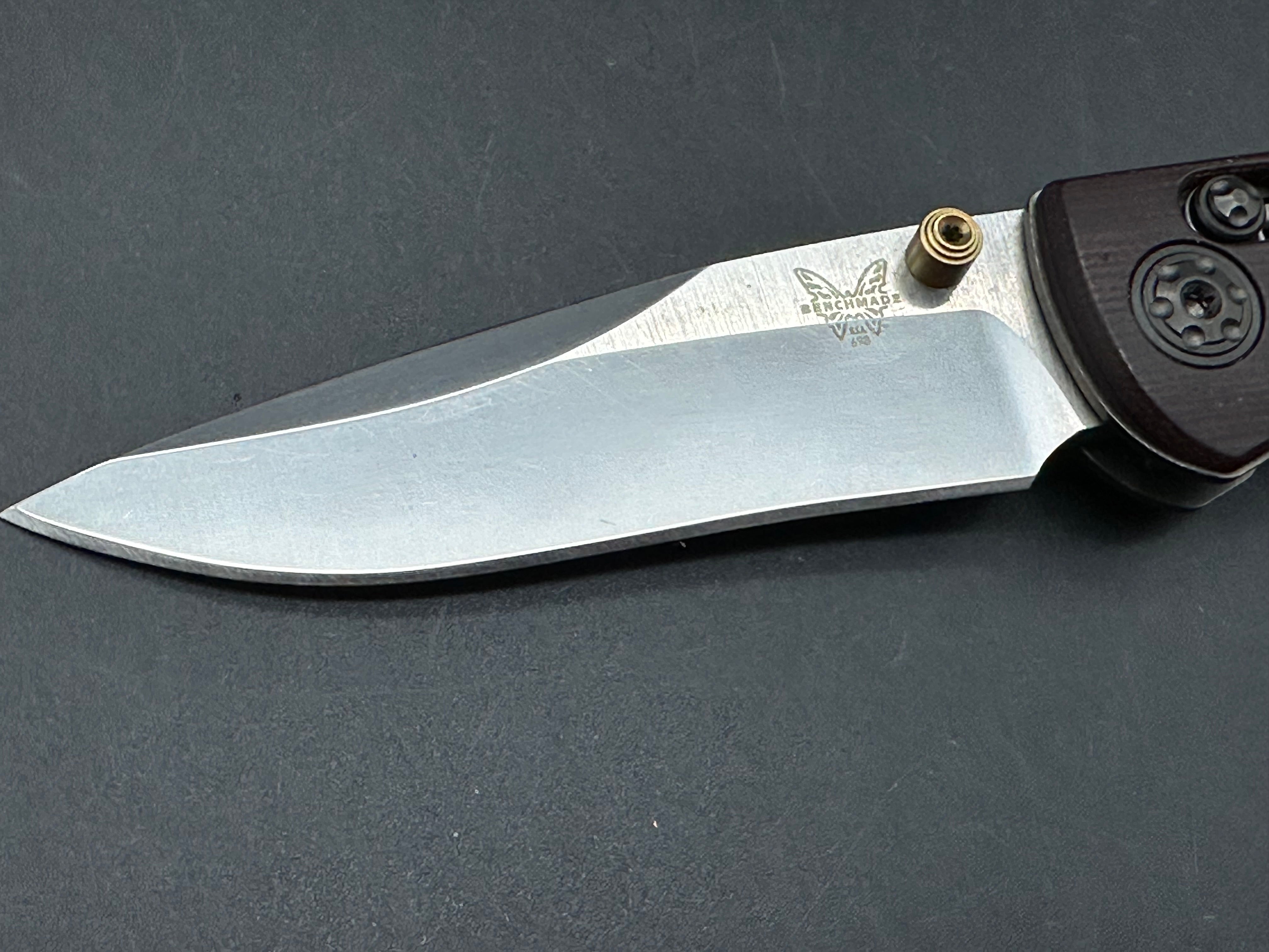 Benchmade Foray Folding Knife - Used in Good Condition, Red Micarta Handle, 20CV Steel Blade - Perfect for EDC, Camping & Outdoor Adventures