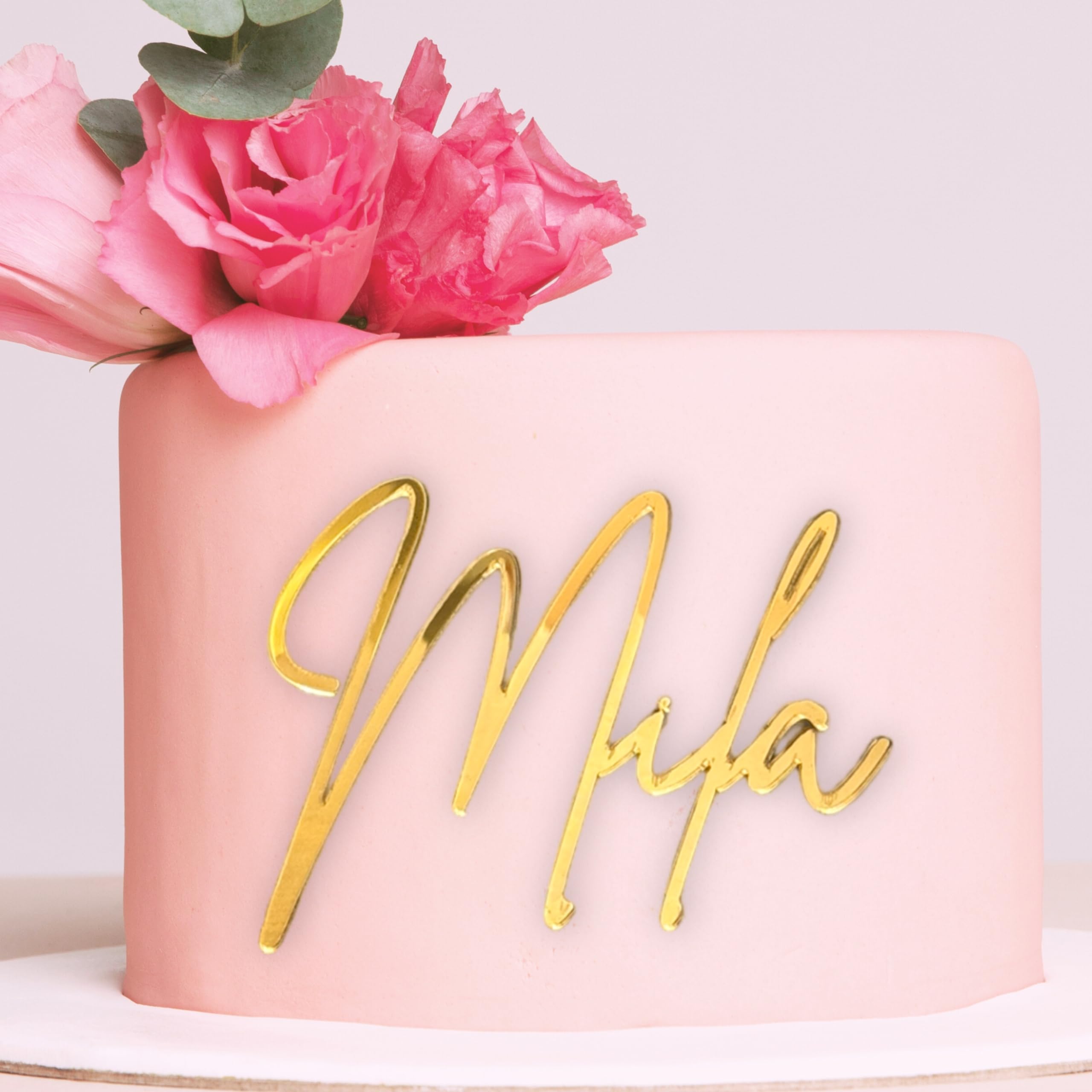 Custom Acrylic Cake Topper - Personalized Wedding, Graduation 2025 & Quinceañera Cake Decorations - Gold Cake Charm & Place Card Holder - Perfect for Wedding Cakes, Birthday Parties & Special Celebrations