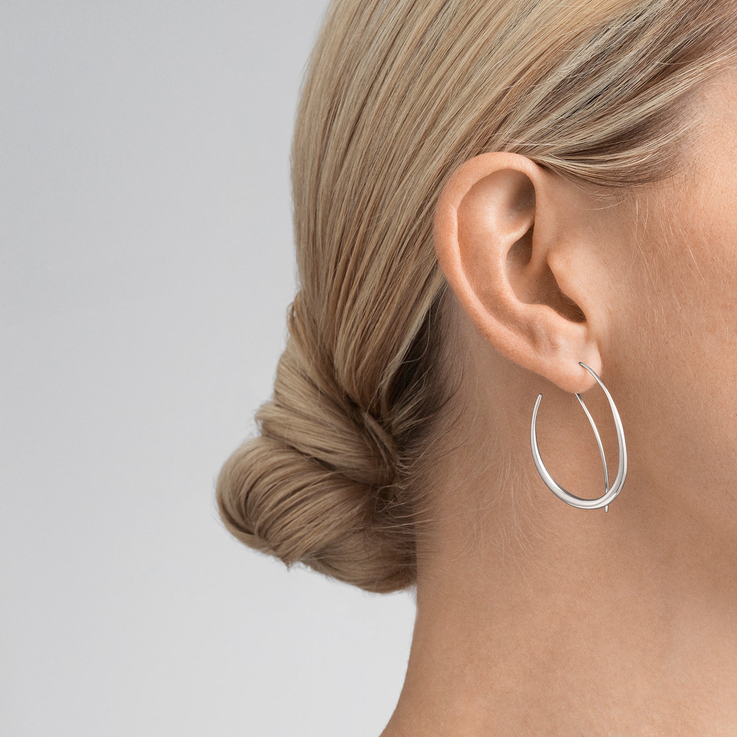 Trendy Offspring Double Hoop Earrings for Women - Gold & Silver Fashion Jewelry - Perfect for Parties, Dating & Everyday Wear