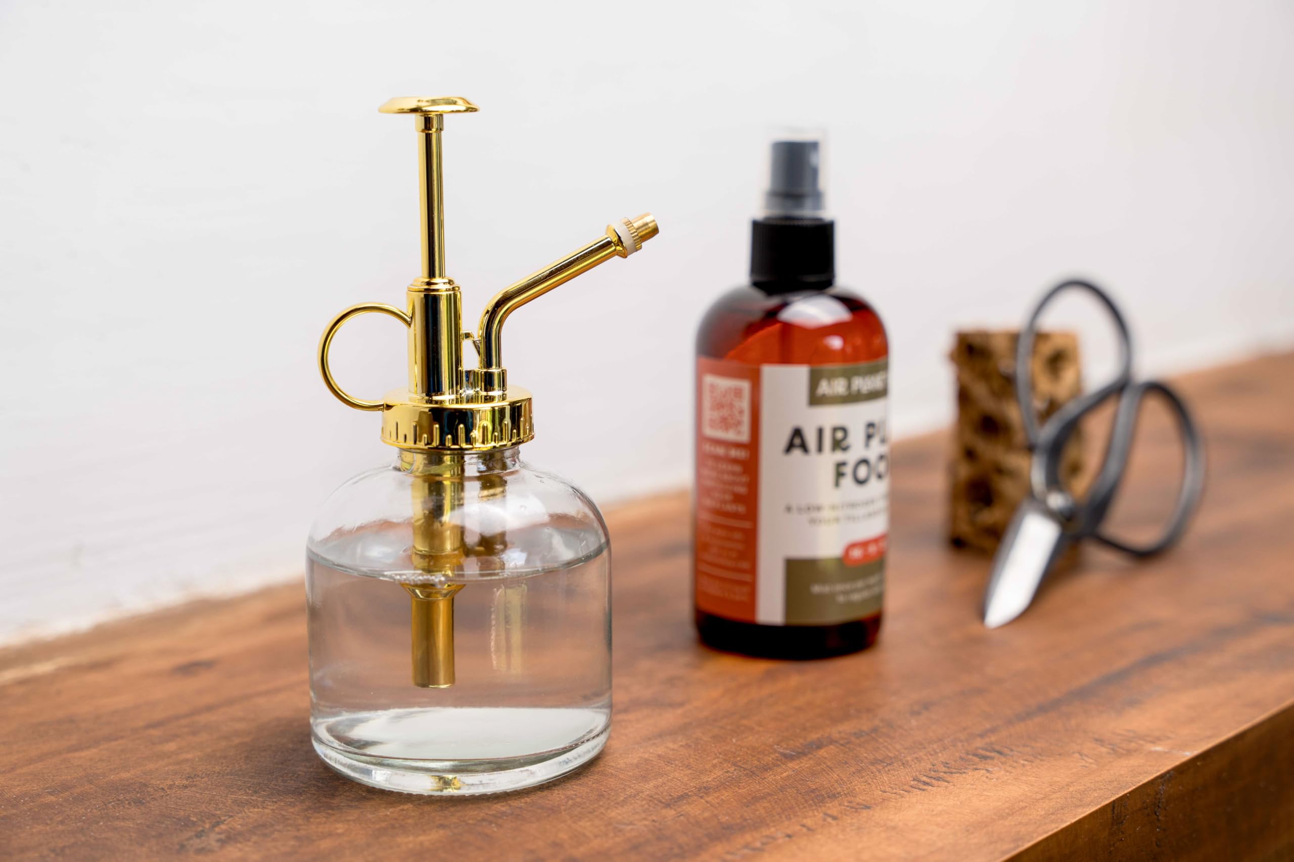 Premium Glass Plant Watering Mister - 8oz Gold Accent Spray Bottle for Indoor Plants | Ergonomic Single-Hand Design | Perfect for Succulents, Orchids & Houseplant Care