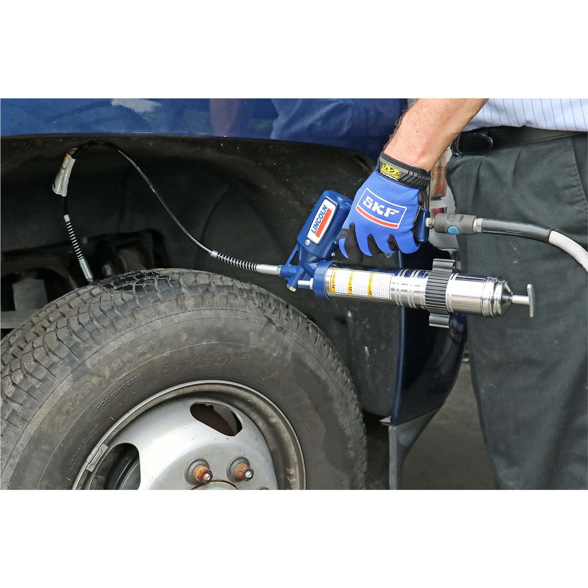 **Lincoln 1162 Pneumatic Grease Gun – 30