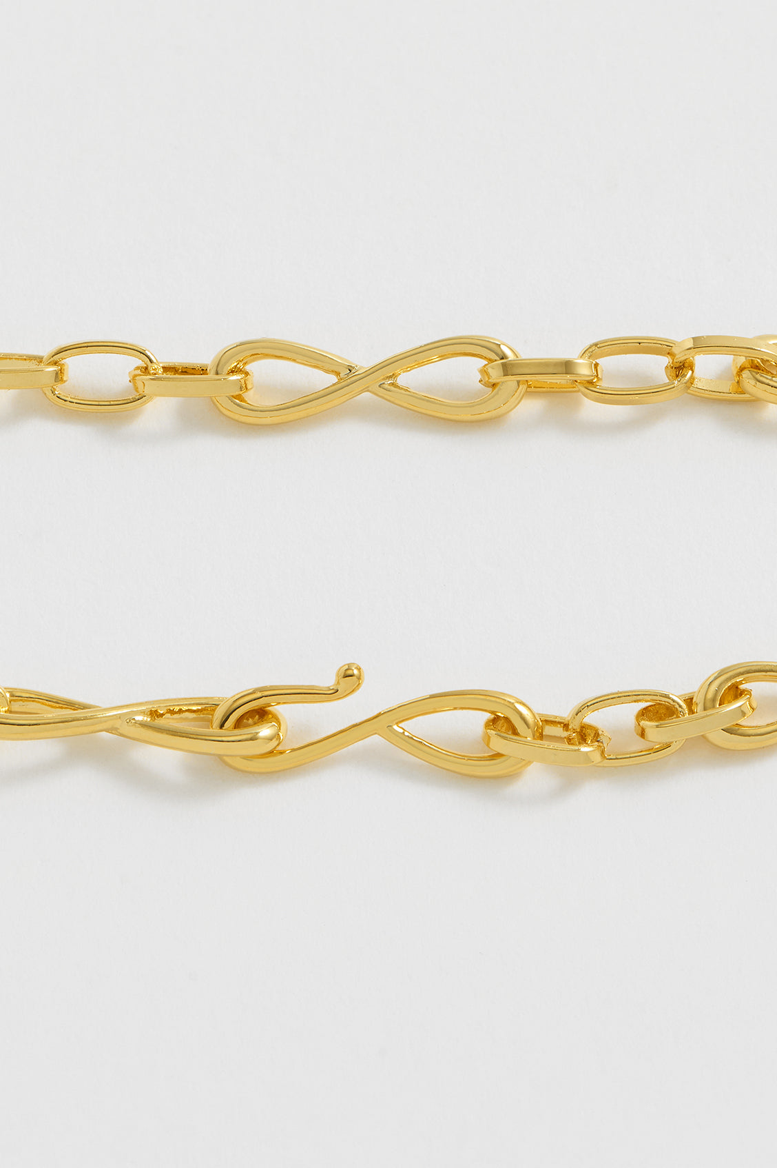 Infinity Chain Bracelet for Women - Elegant Stainless Steel Adjustable Link Bracelet - Perfect for Everyday Wear, Gifts & Special Occasions