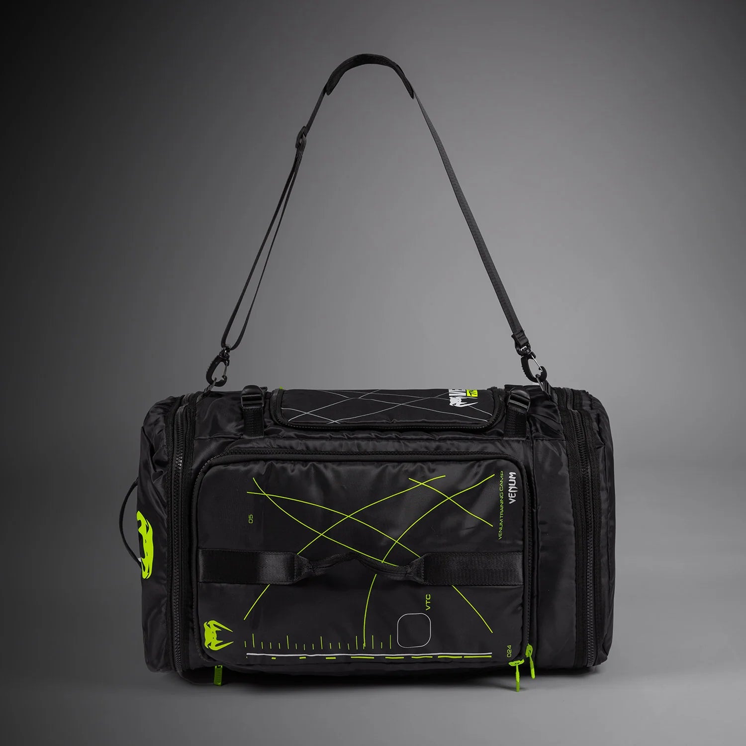VENUM Training Camp 4.0 MMA Gym Bag - Black/Neon - Durable Martial Arts Equipment Bag for Boxing, Muay Thai & BJJ - Perfect for Gym, Travel & Competition