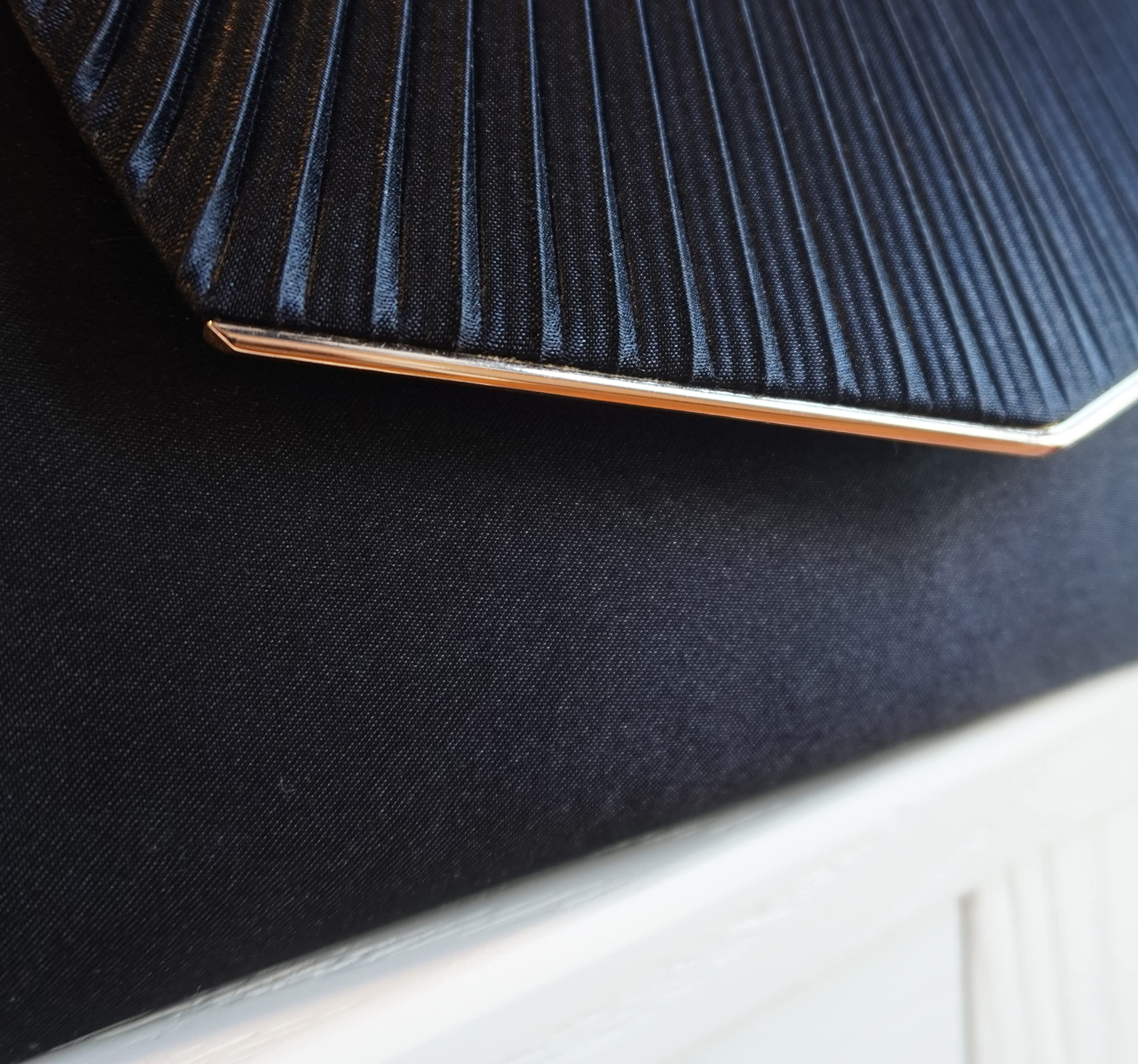 Elegant Women's Clutch Purse for Formal Events, Wedding, Party & Prom - Stylish Evening Bag for Cocktail Dinners & Special Occasions