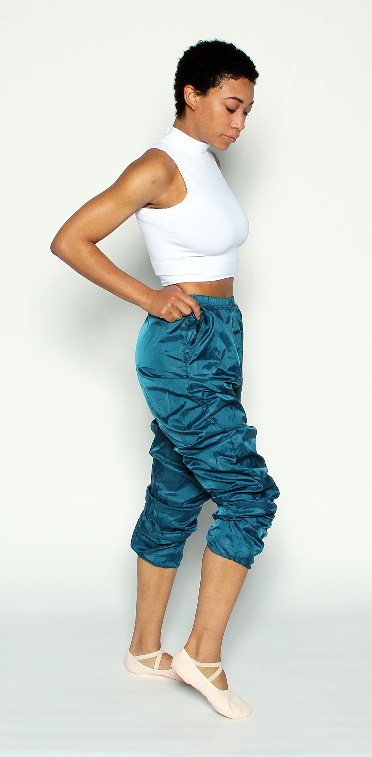 AdiraWear Women's Lightweight Ripstop Dance Pants with Pockets - Stretch Yoga Pants for Ballet, Jazz & Contemporary Dance (Style AW101A) - Perfect for Dance Classes, Rehearsals & Casual Wear