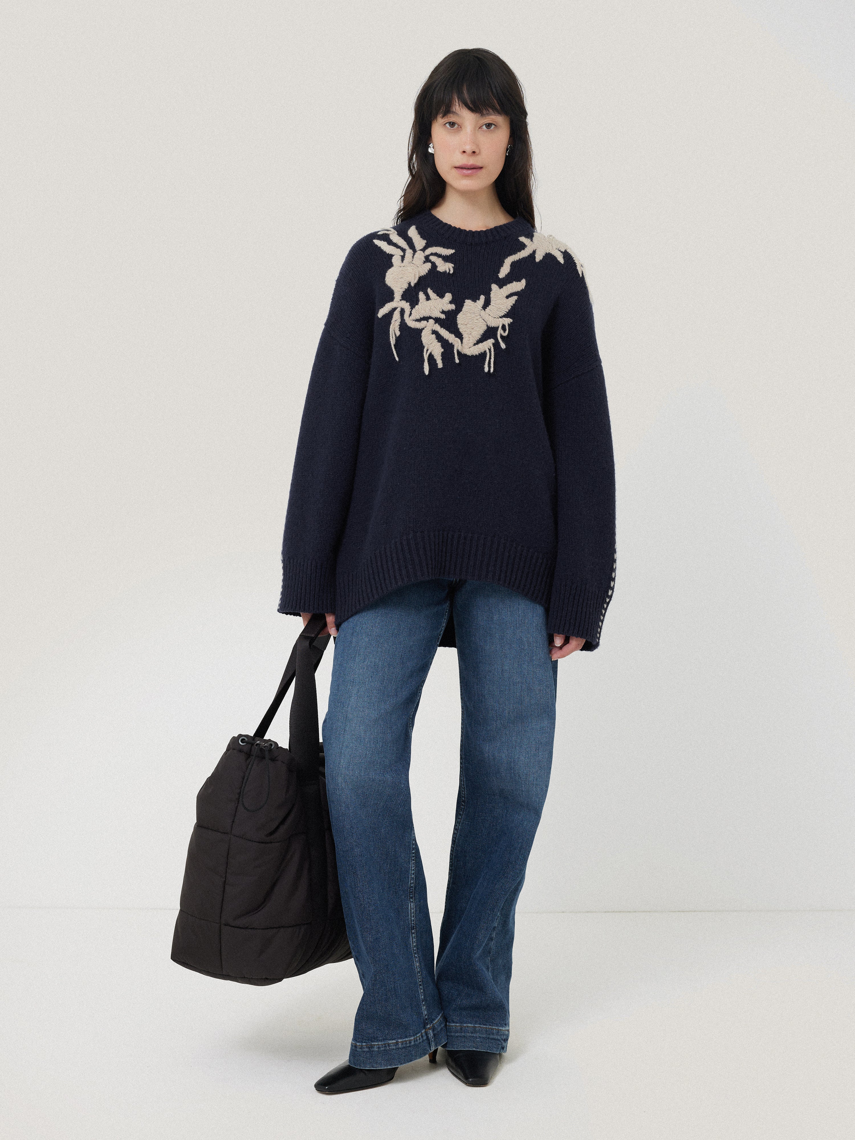 Embroidered Knitted Sweater Women's Navy Blue Pullover - Cozy Winter Fashion for Casual Outings & Office Wear