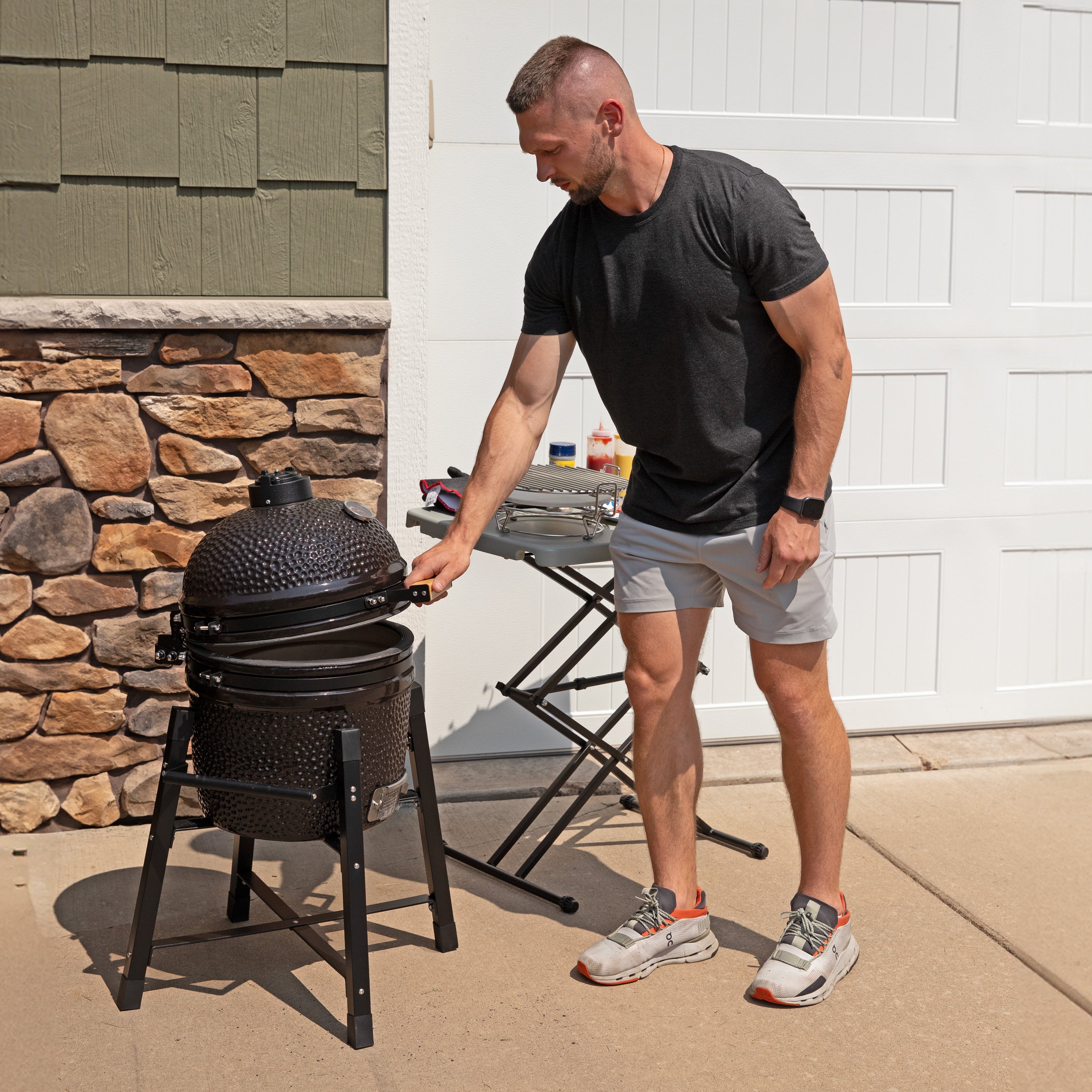 Premium Kamado Charcoal Grill & Smoker with Stand - Ceramic Outdoor BBQ Cooker for Backyard, Patio & Camping - Perfect for Grilling, Smoking & Slow Cooking Steaks, Ribs & Pizza