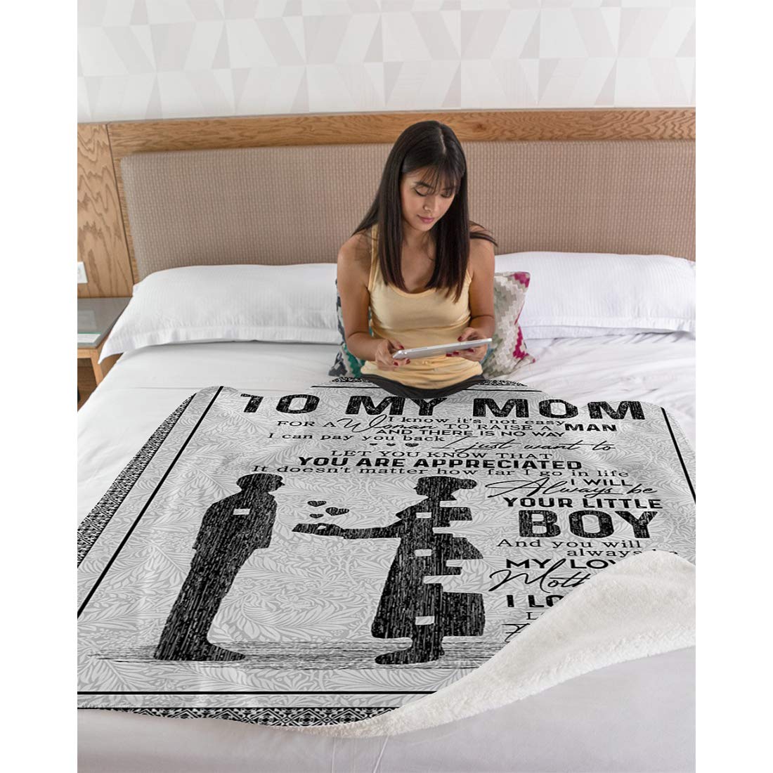 **Personalized Mom Blanket Custom with Kids Names - Sherpa Throw for Mother's Day, Birthday Gift - 