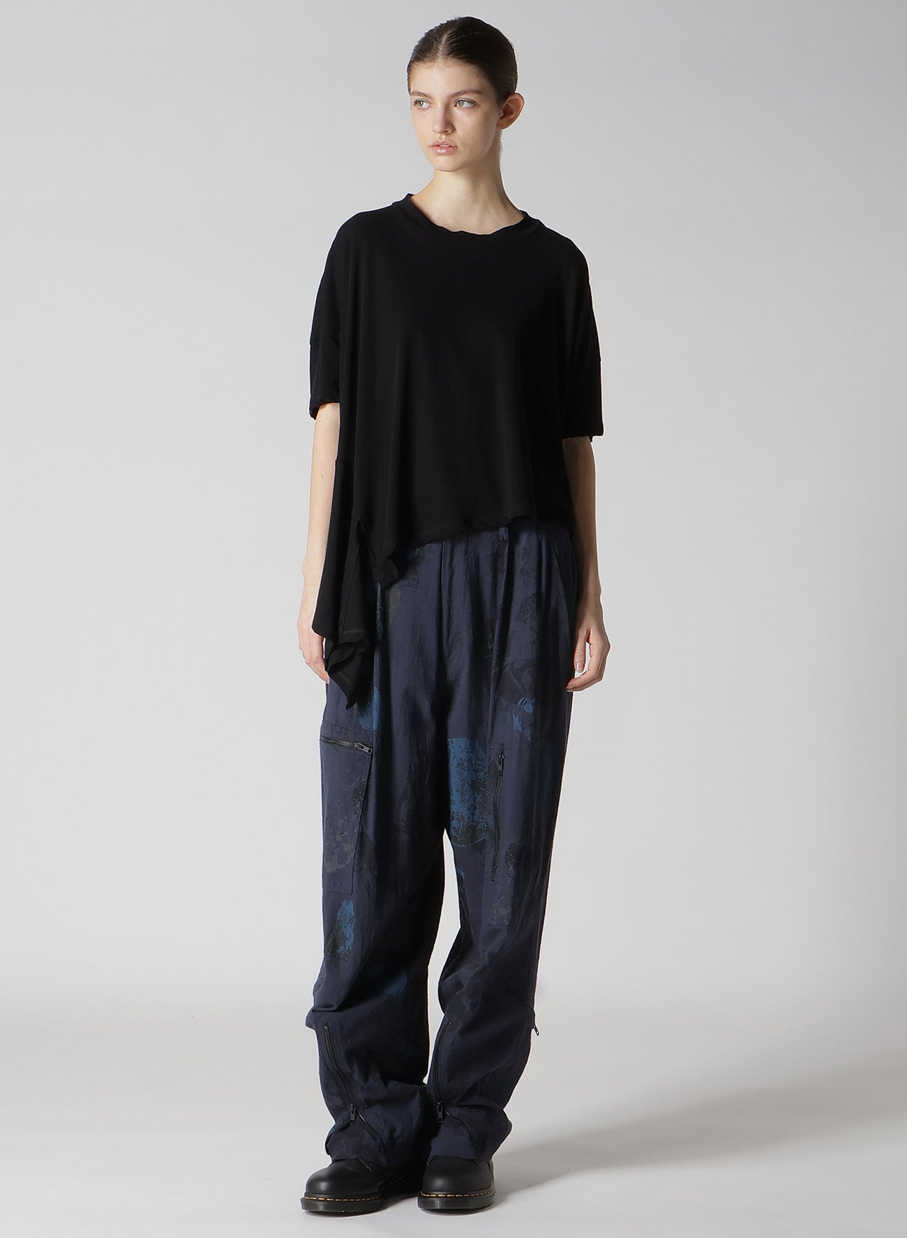 Soft Cotton Jersey Asymmetric Cropped T-Shirt for Women - Trendy Casual & Streetwear Fashion - Perfect for Everyday Wear, Layering, and Summer Outfits