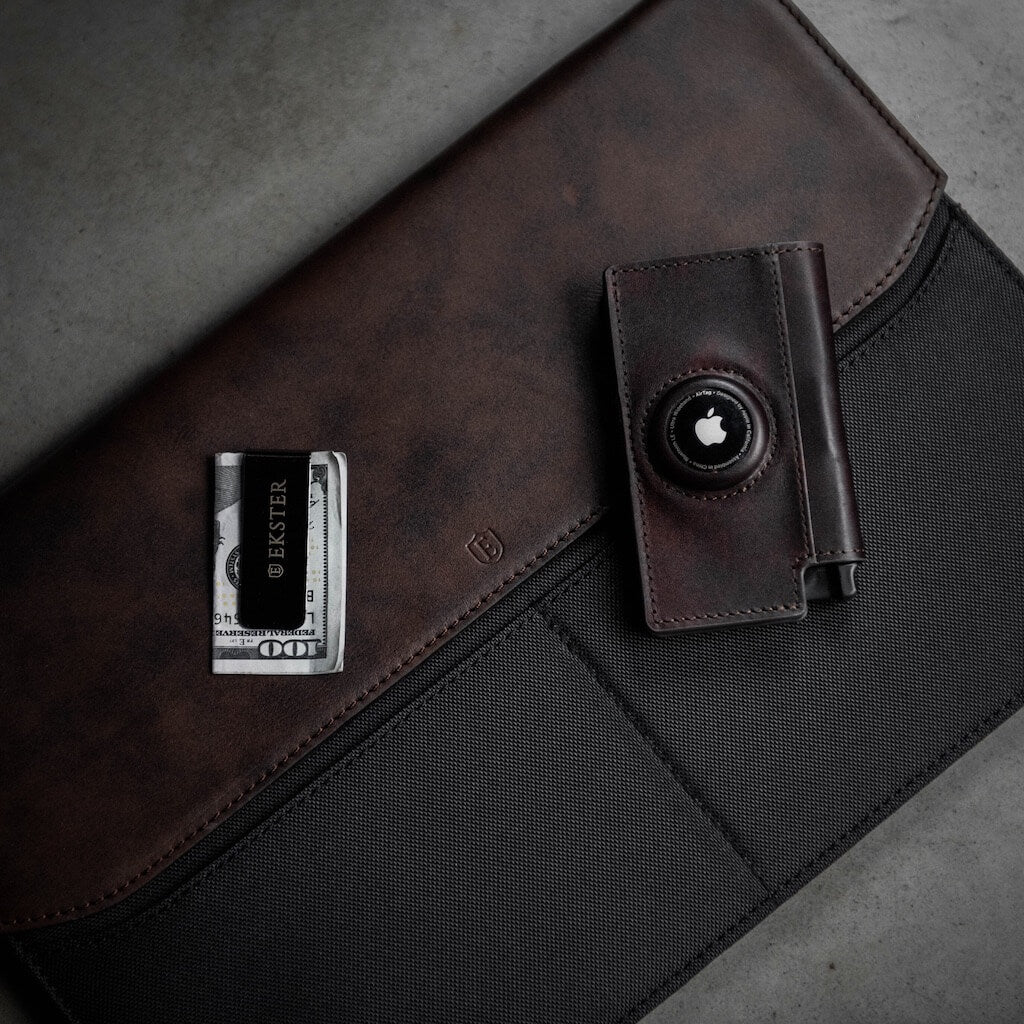 Premium AirTag Wallet - Slim RFID Blocking Leather Wallet with Key Finder Tracker for iPhone - Perfect for Travel, Daily Use & Anti-Theft Protection