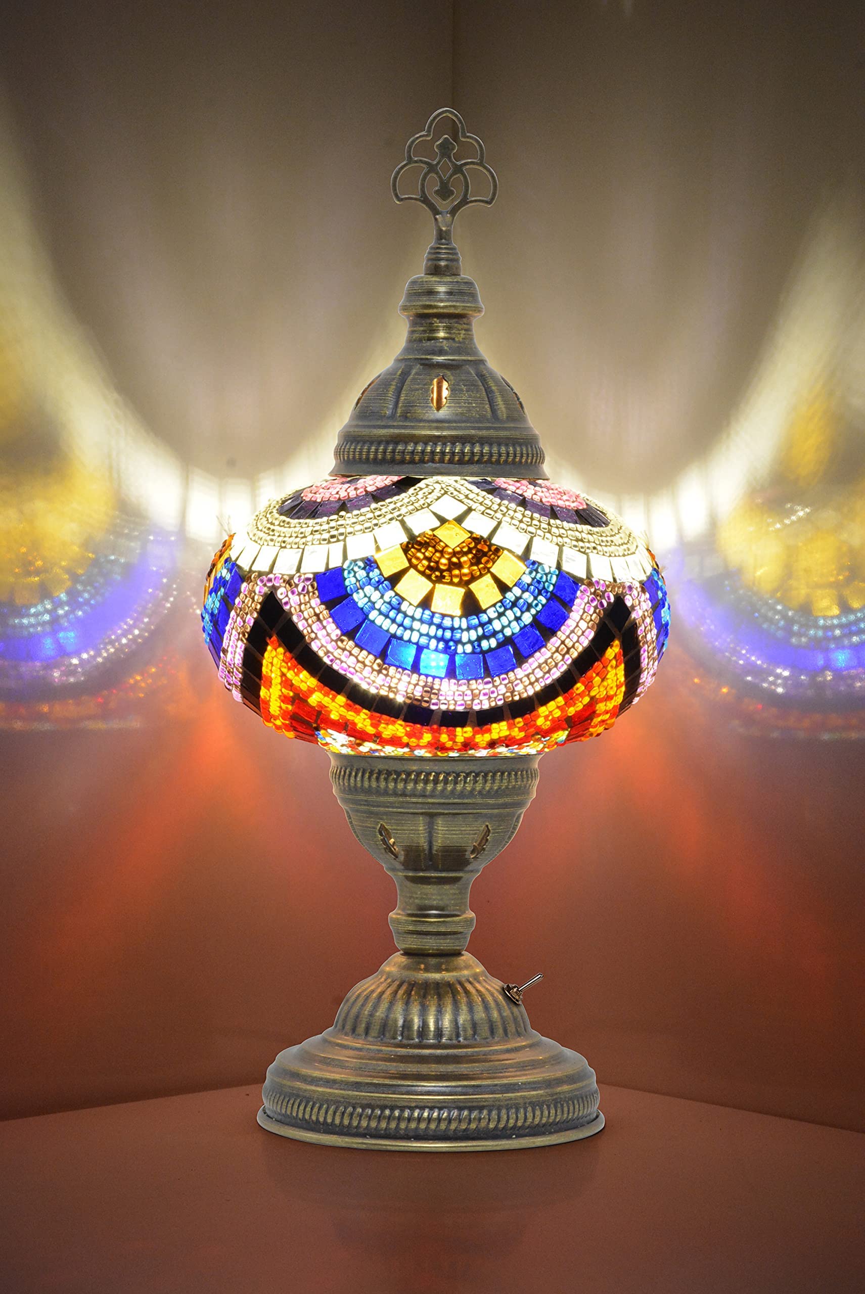 Battery Operated Turkish Mosaic Table Lamp with Built-in LED Light - Cordless Moroccan Stained Glass Vintage Lamp Shade - Portable Decorative Desk & Bedside Lighting for Home Decor, Wedding, Restaurant Ambiance