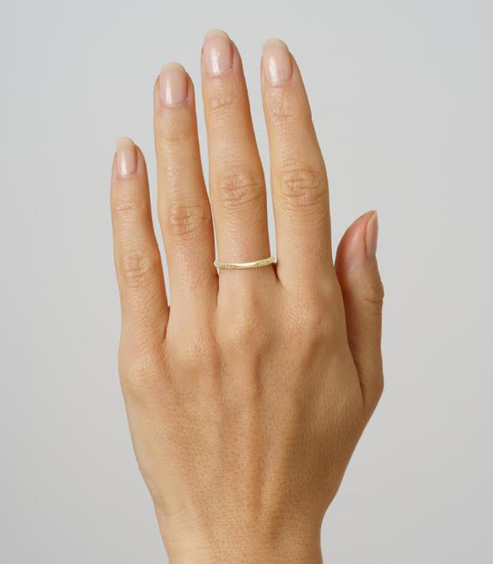 Unique Knife Edge Wedding Band - Alternative Non-Traditional Engagement Ring for Men & Women - Perfect for Modern Couples & Unconventional Proposals