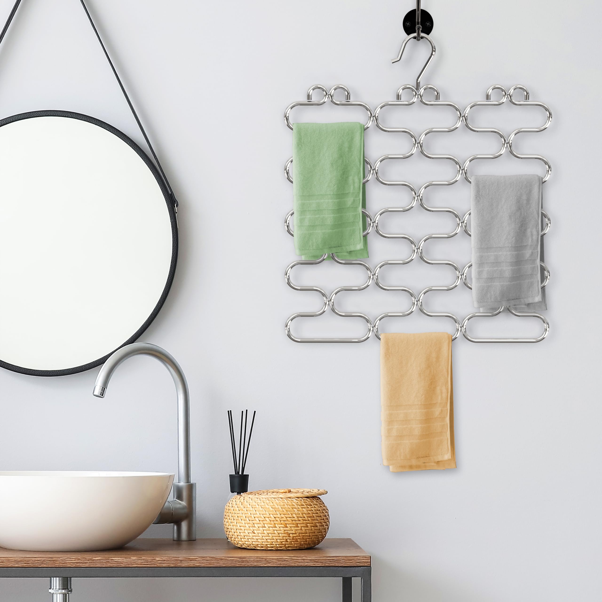 DecoBrothers 23-Loop Chrome Scarf Hanger for Closet - Space Saving Scarf Organizer for Women & Men, Perfect for Shawls, Ties, and Accessories Storage
