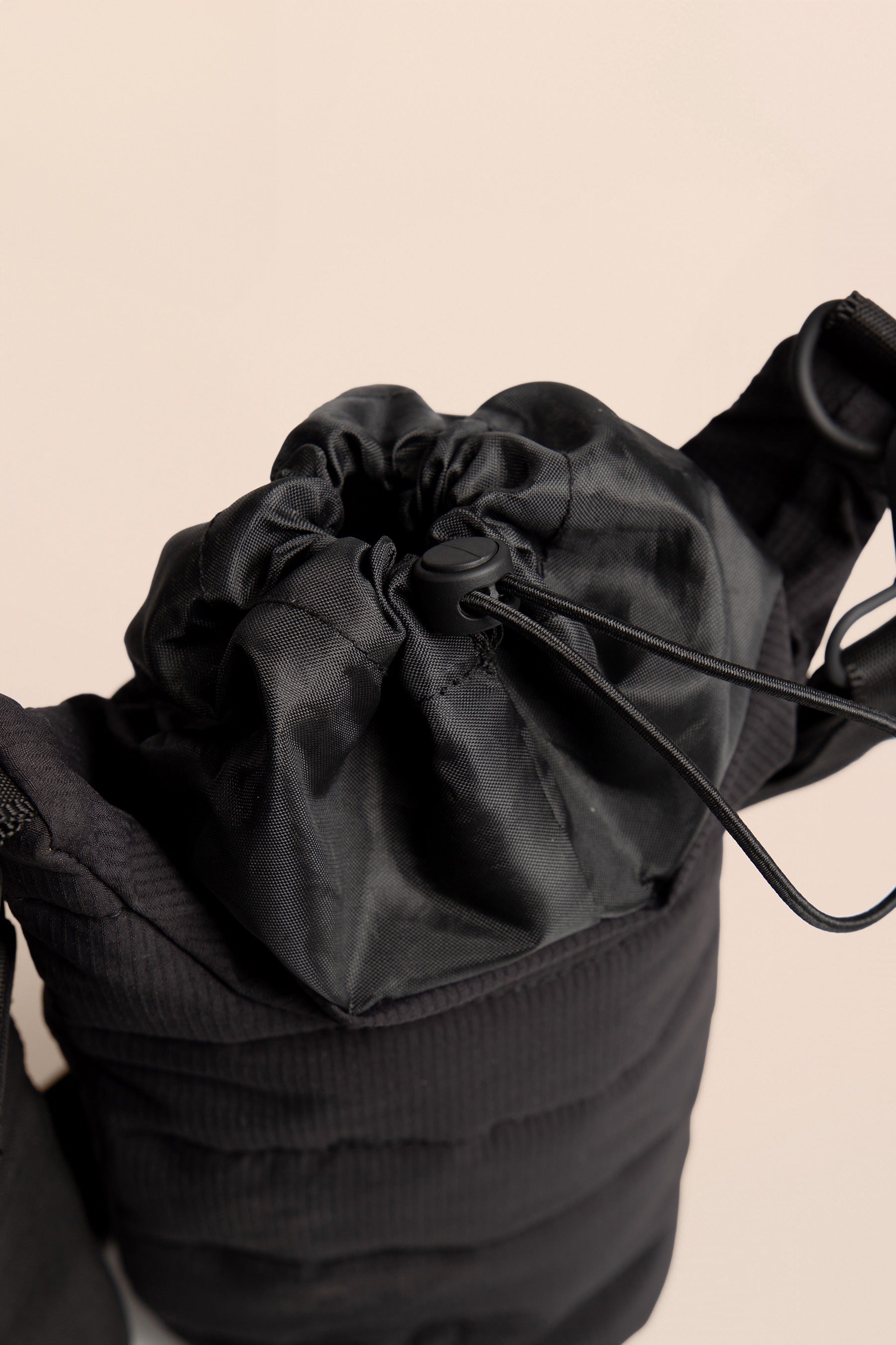 Stylish Unisex Mini Crossbody Bag with Padded Shoulder Strap - Perfect for Travel, Work & Everyday Use