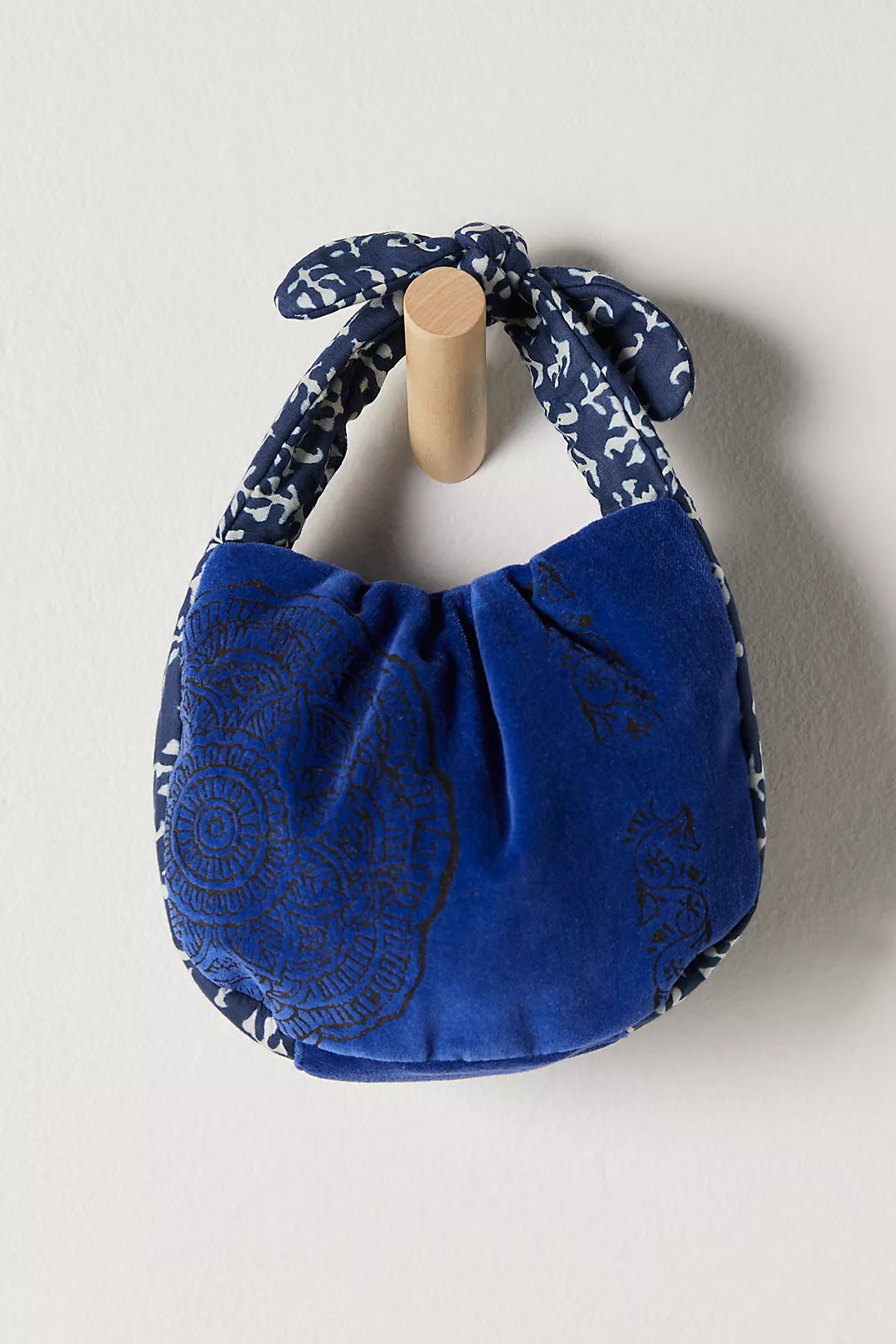Aria Mini Velvet Crossbody Bag for Women - Elegant Small Purse with Adjustable Strap, Perfect for Evening Parties, Date Night & Special Occasions