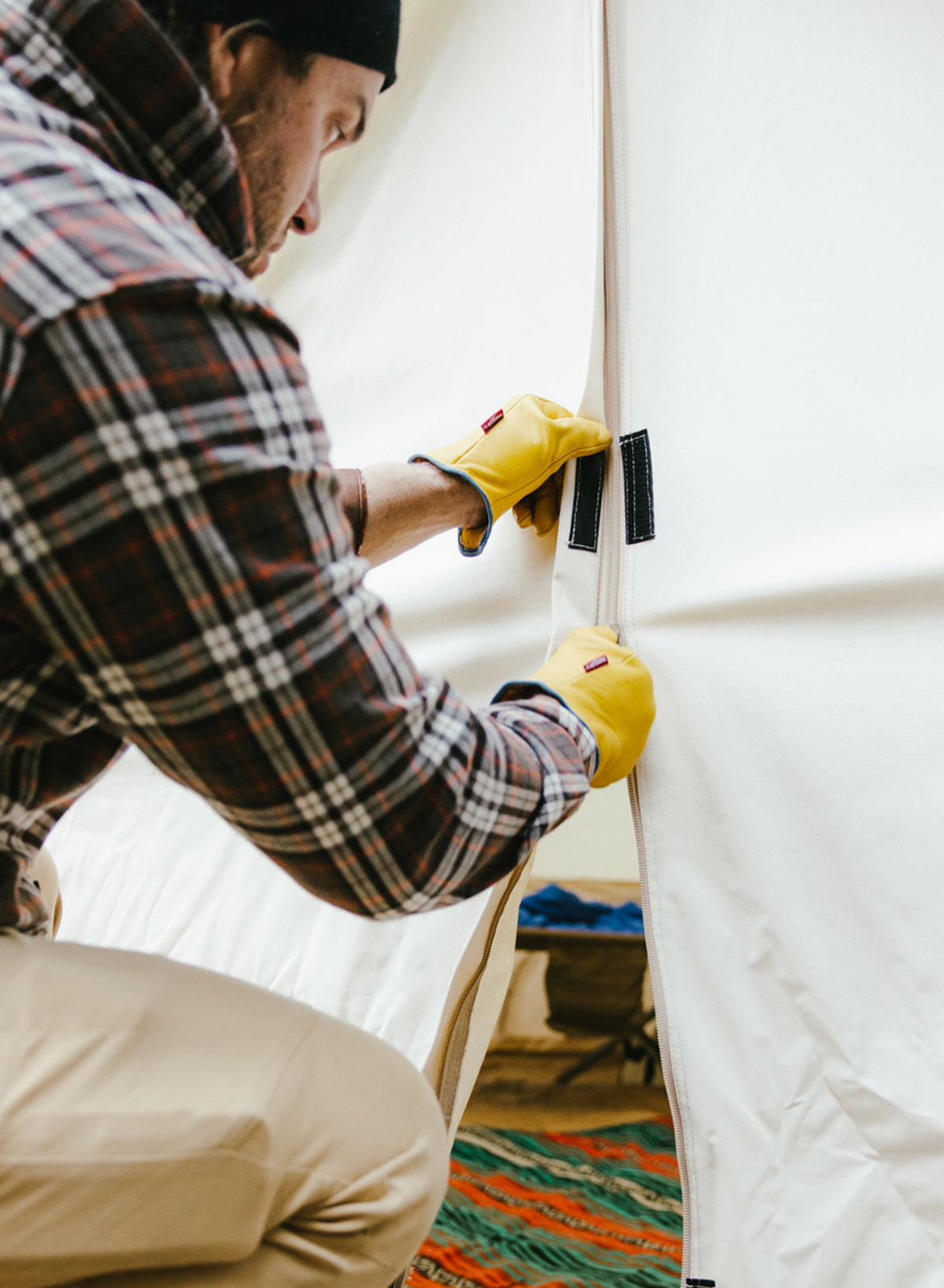 High-Quality Yellow Work Gloves - Durable & Comfortable for Construction, Gardening & DIY Projects