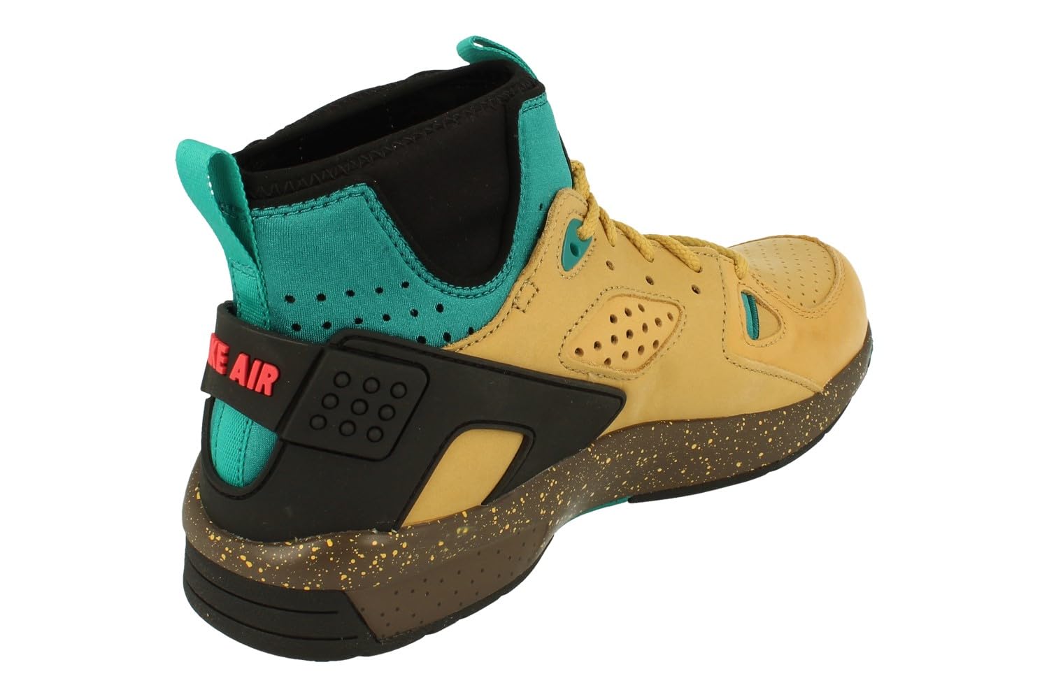 Nike ACG Air Mowabb Men's Waterproof Hiking Sneakers Boots - Lightweight Trail Running Shoes for Outdoor Adventures & Urban Style