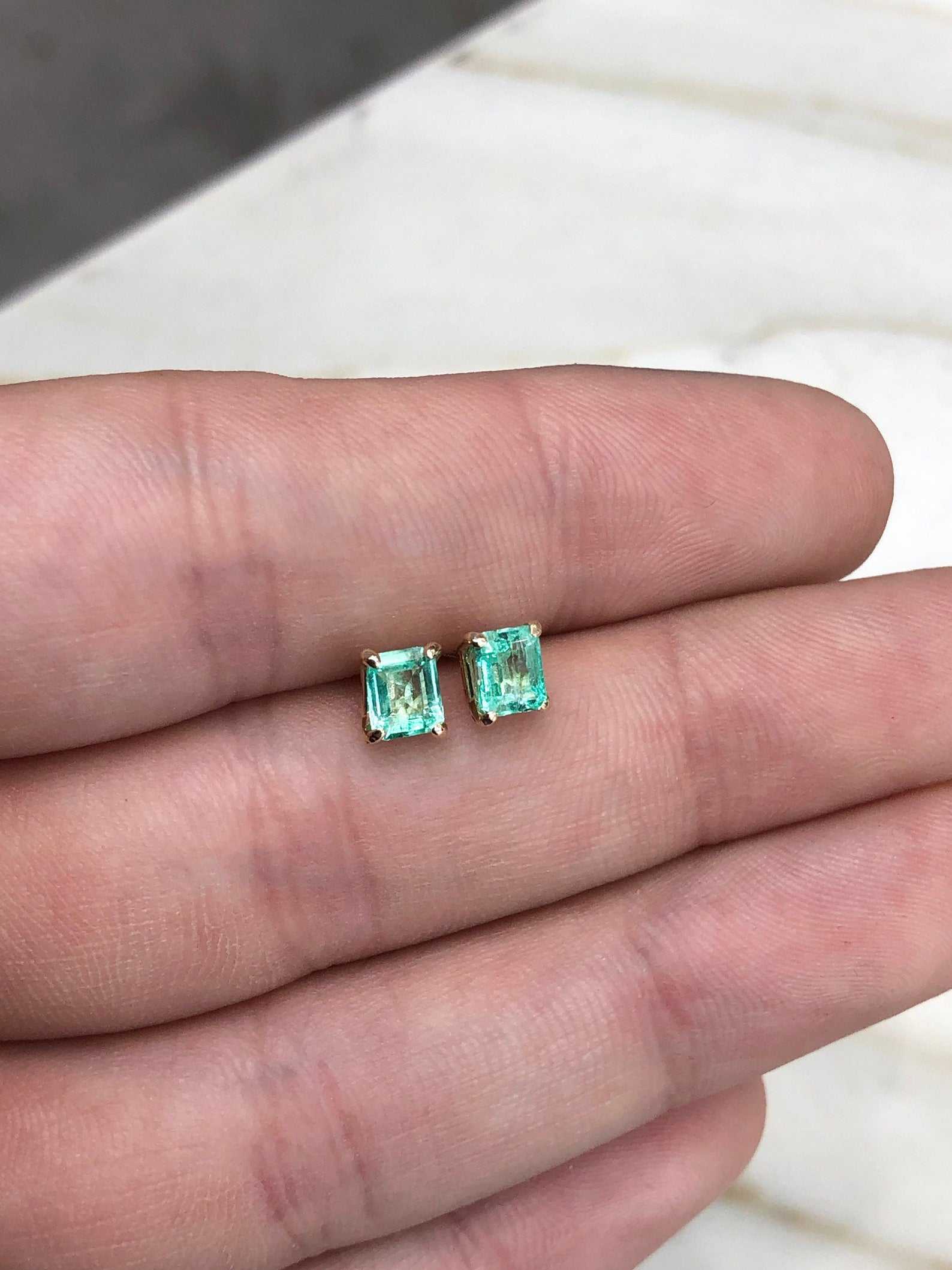 1.20tcw Classic Chic Bright Green Emerald Solitaire Stud Earrings in 14K Gold - Perfect for Weddings, Parties & Everyday Elegance