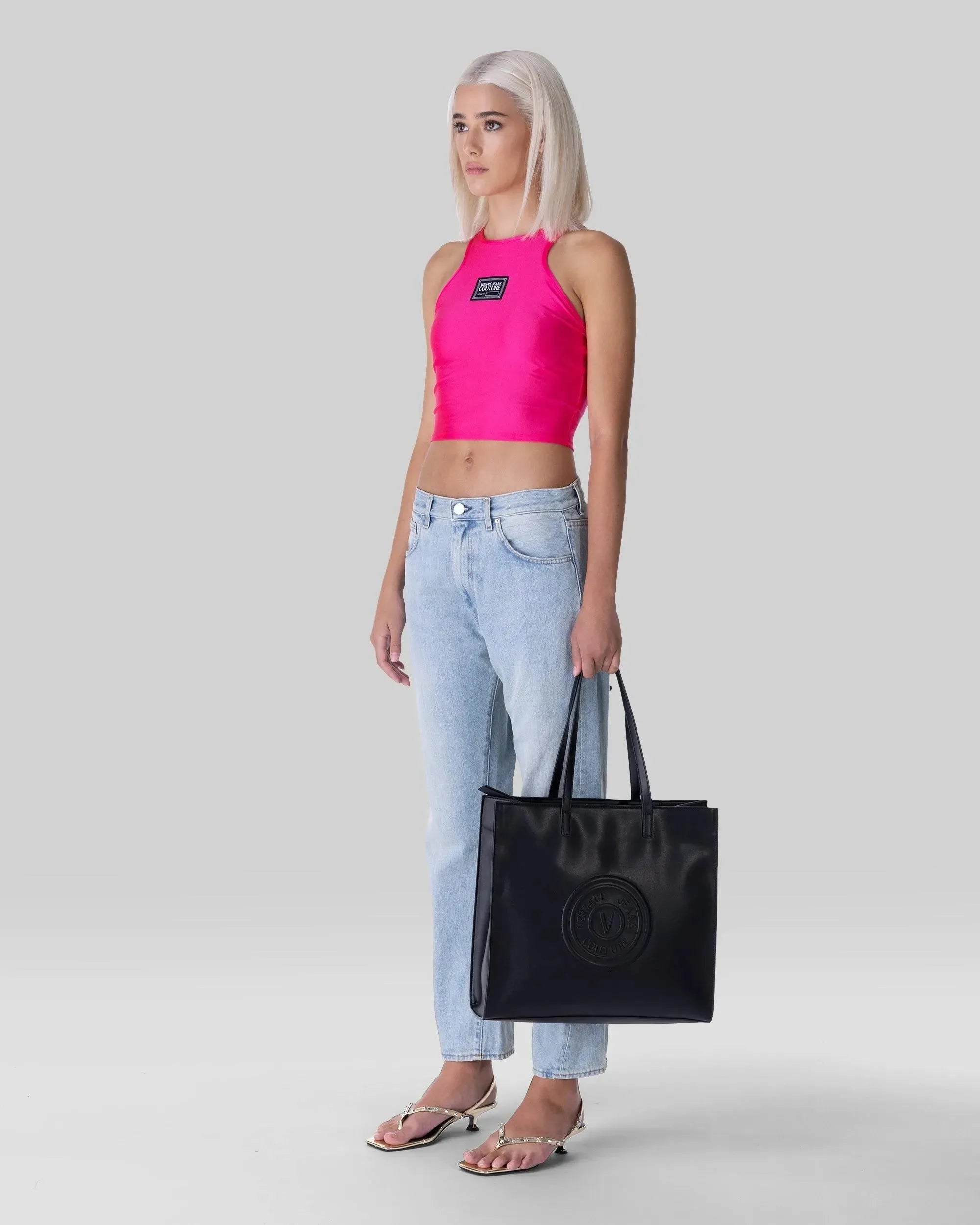 Cropped Patch Logo Tank Top for Women - Trendy Summer Sleeveless Shirt - Casual Streetwear & Gym Outfit