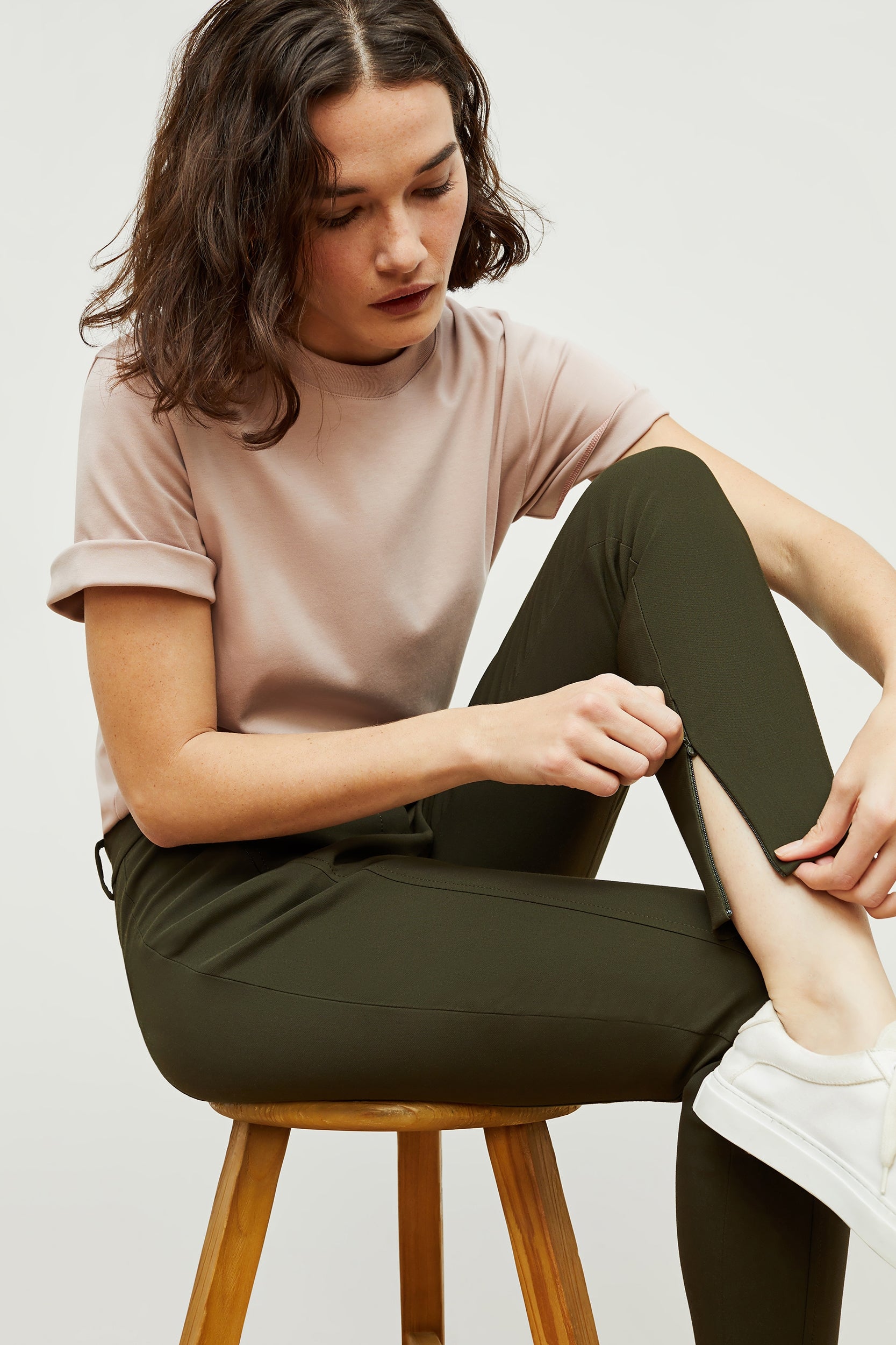 Curie Pant PowerStretch Pro - High-Performance Stretch Pants for Women in Dark Olive | Perfect for Yoga, Hiking & Outdoor Activities