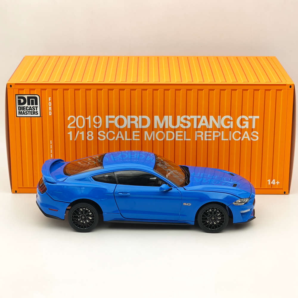 1/18 Scale Diecast Ford Mustang GT 2019 Blue Right-Hand Drive Model Car - Collectible Miniature Replica for Car Enthusiasts & Hobbyists - Perfect for Display, Gifts, and Car Show Collections