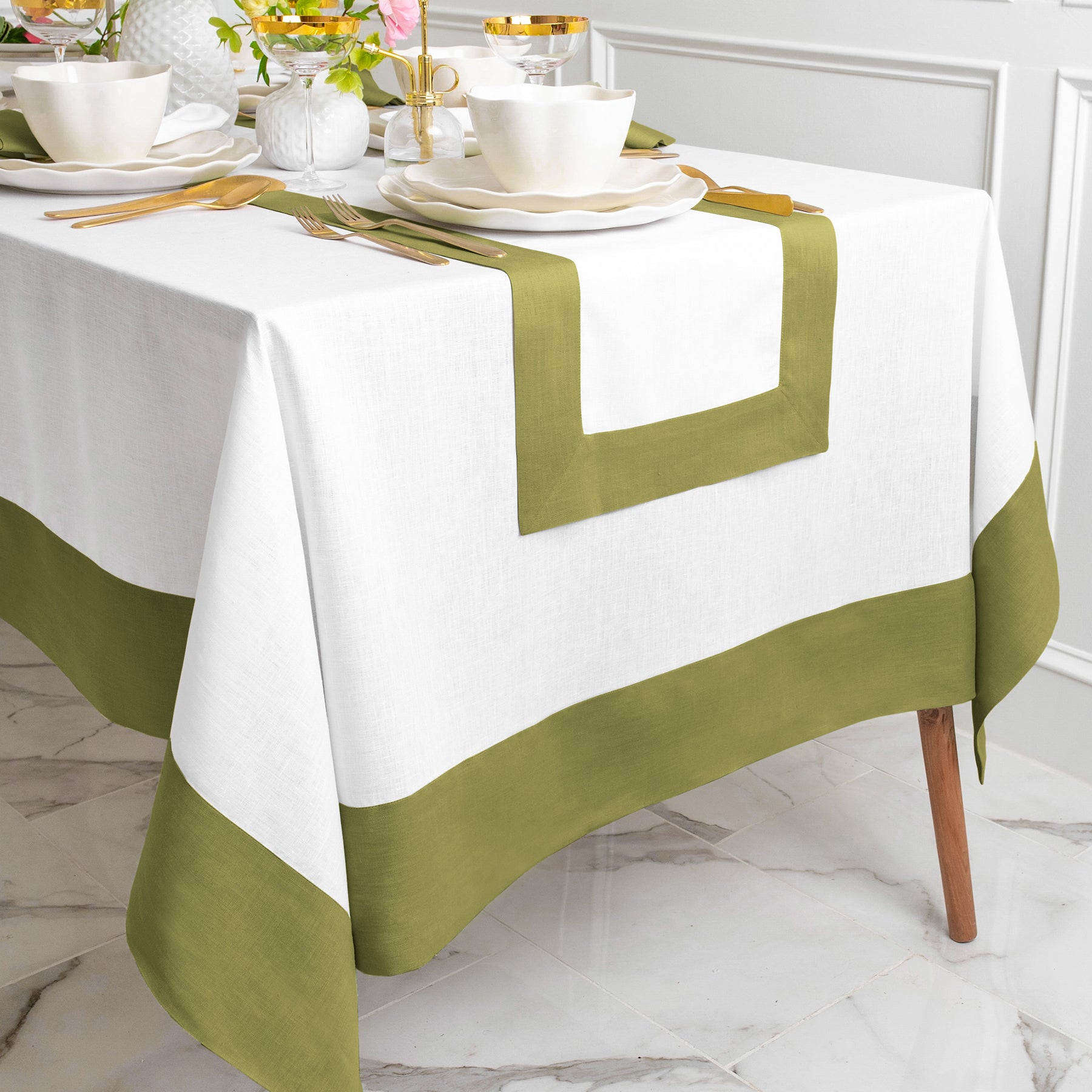 Avocado and White Contempo