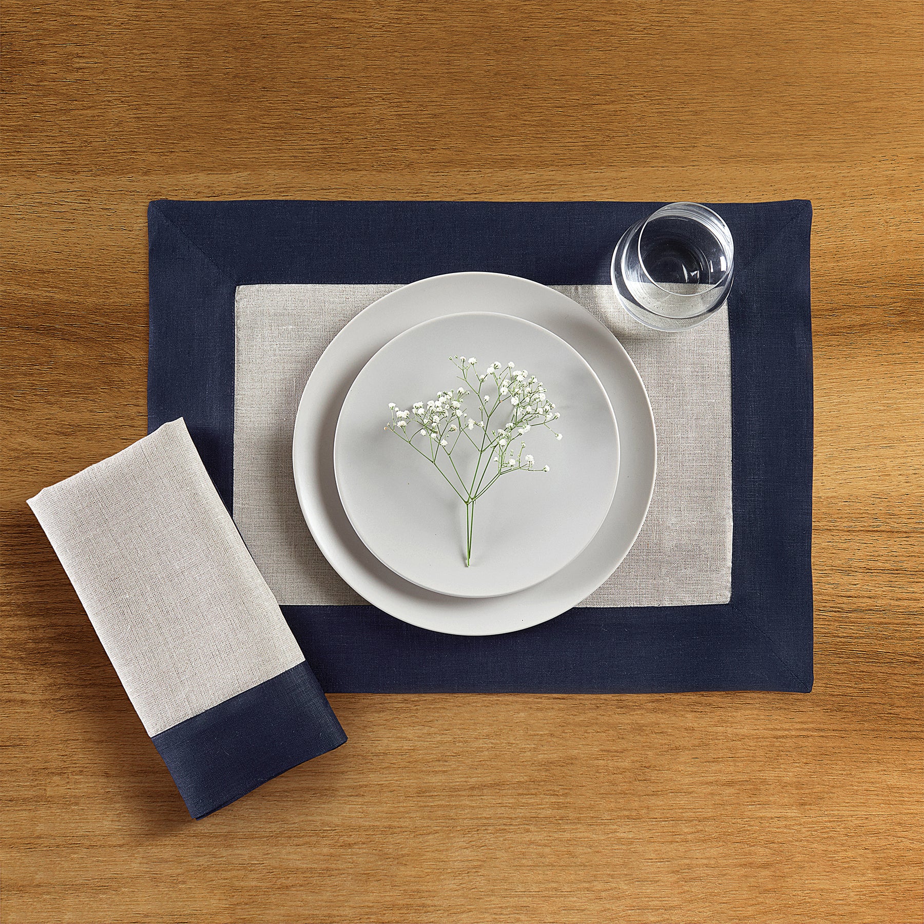 Stylish Contempo Placemats Set of 4 - Waterproof & Heat-Resistant Modern Table Mats for Dining Room, Kitchen, or Party Decor - Perfect for Everyday Use, Entertaining & Holiday Gatherings