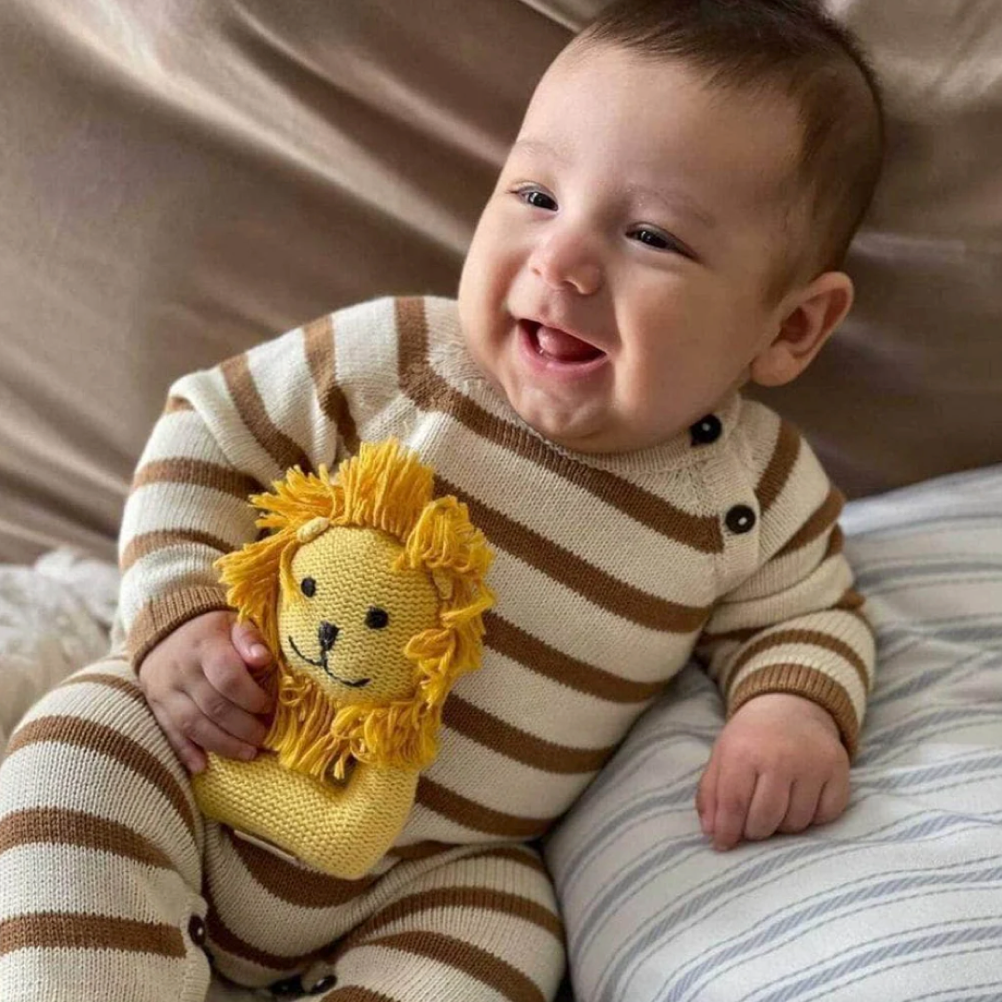 Adorable Baby Lion Plush Toy - Soft & Cuddly Stuffed Animal for Kids, Perfect for Nursery Decor, Birthday Gifts & Cute Room Accessories