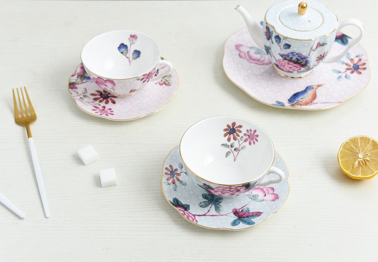 Elegant Ceramic Coffee Cups Set - Creative Bone China Porcelain Tea Cups with Saucers - British Floral Design for Home, Office & Gifts - Perfect for Afternoon Tea, Coffee Break & Decor