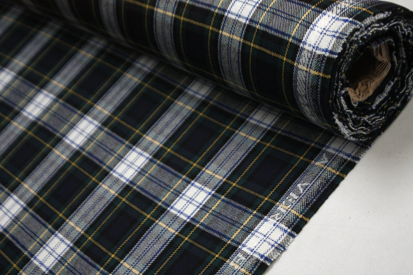 Bigatto Tartan Plaid Scarf - Classic Wool Blend Wrap for Men & Women - Perfect for Fall, Winter & Holiday Outfits