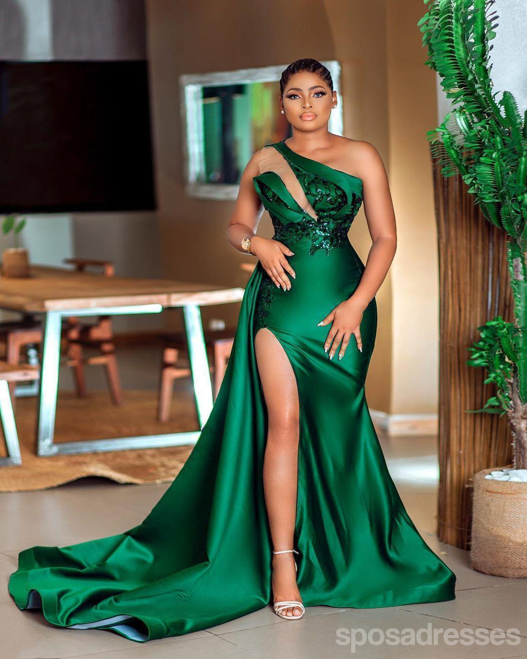 Elegant Green Mermaid One Shoulder High Slit Prom Dress for Women - Perfect for Party, Homecoming, and Formal Dances - Stunning Evening Gown for Special Occasions