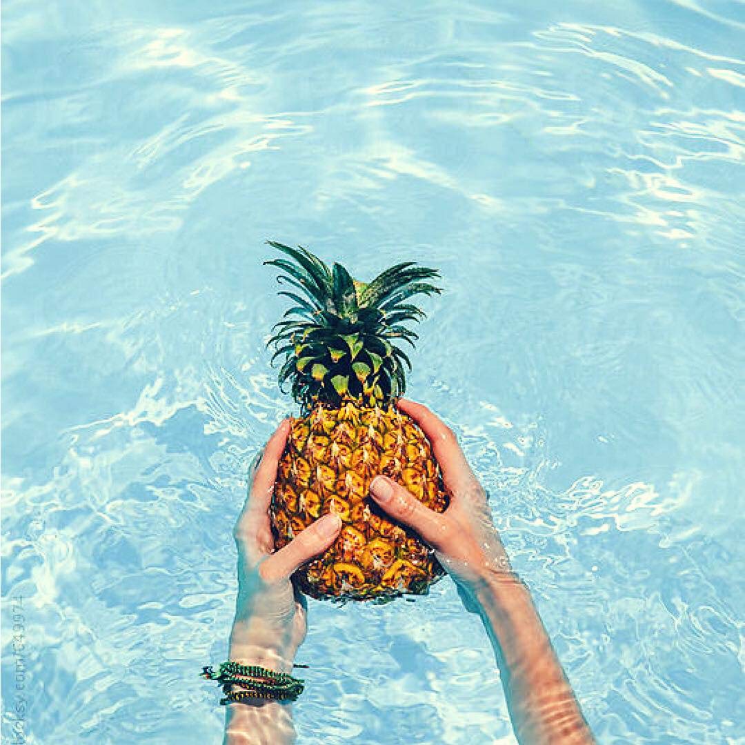 PURE FIJI Luxury Spa Gift Box with Pineapple Scent - Perfect for Relaxation, Self-Care & Spa Day at Home