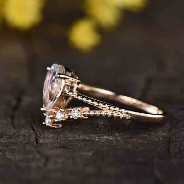 Vintage Moonstone Engagement Ring for Women - Rose Gold Split Shank with Milgrain Detailing - Perfect for Weddings, Anniversaries & Romantic Gift Giving