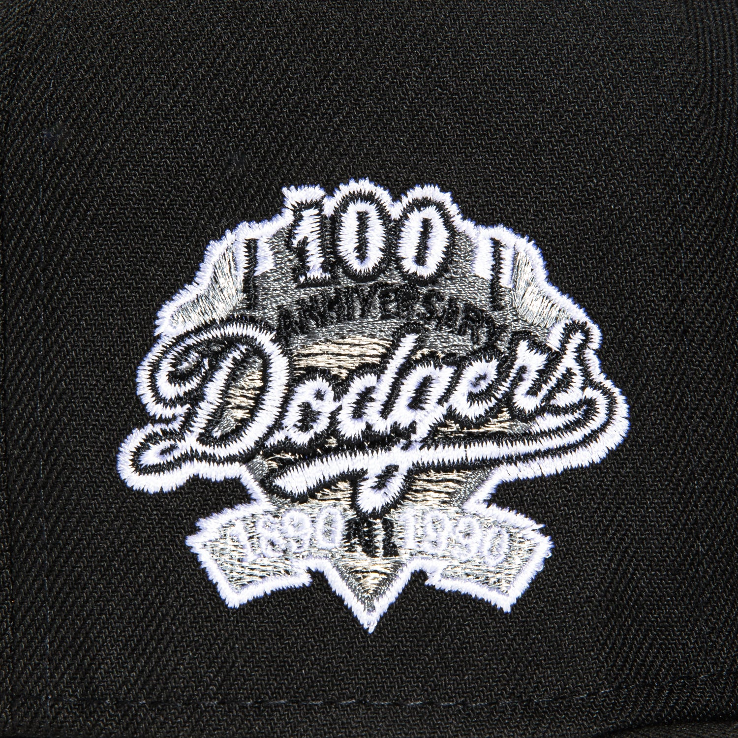 New Era 59Fifty Los Angeles Dodgers 100th Anniversary Patch Snapback Hat - Black & Metallic Silver - Official MLB Baseball Cap for Men & Women - Perfect for Games, Collecting & Streetwear Fashion