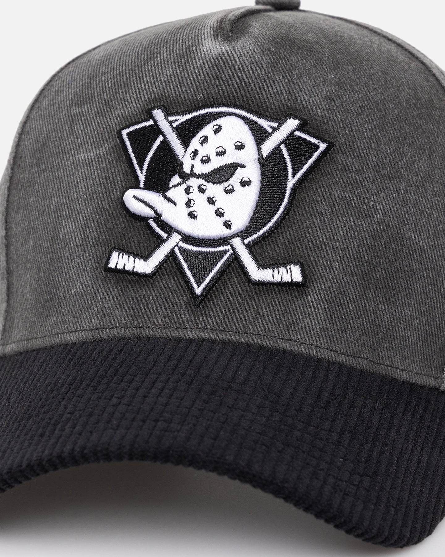 47 Brand Anaheim Ducks 'Apollo Corduroy' Snapback Hat - Black NHL Hockey Cap for Men & Women - Perfect for Game Day, Sports Events & Casual Wear
